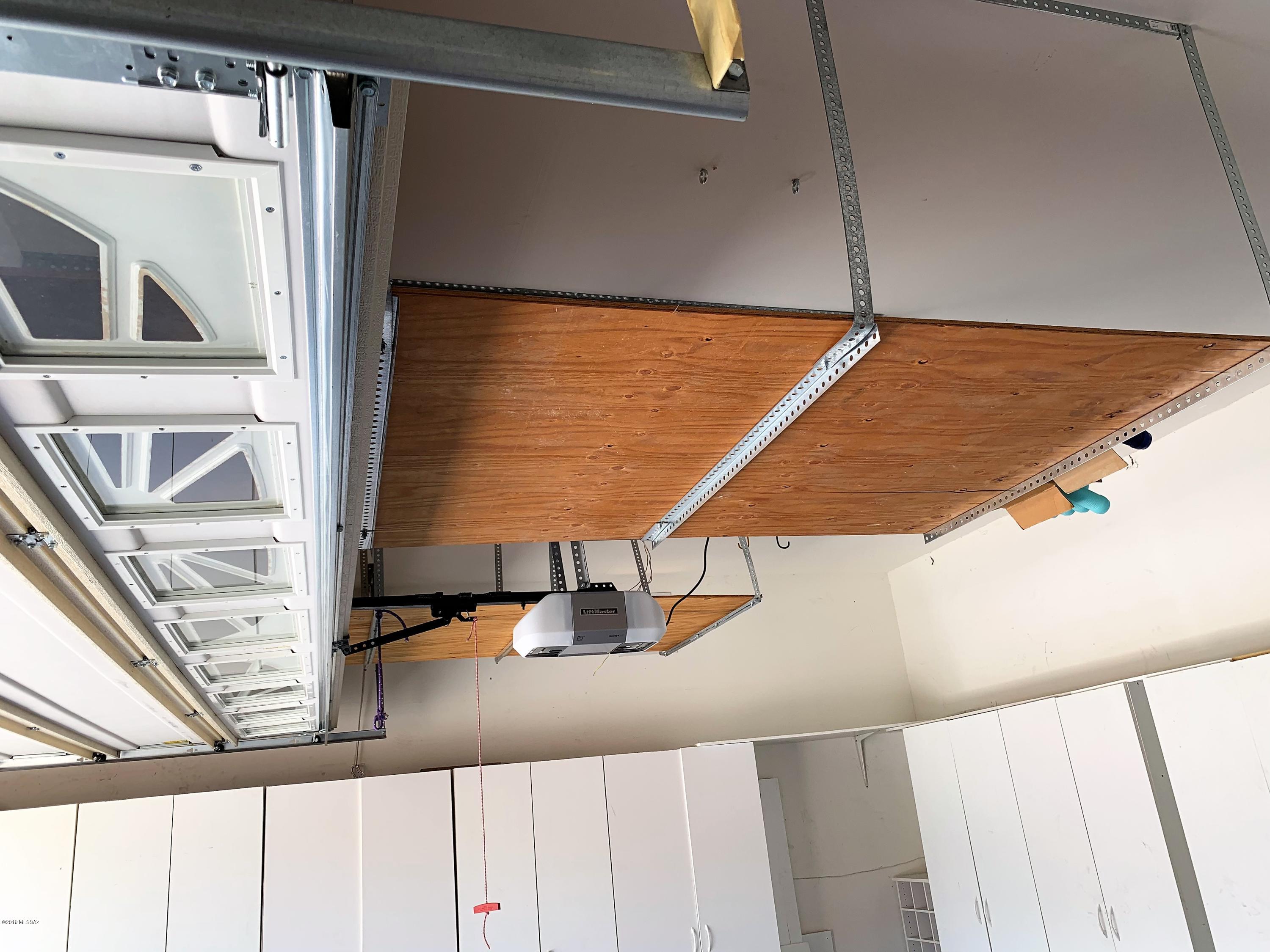 11067 N Cloud View Place