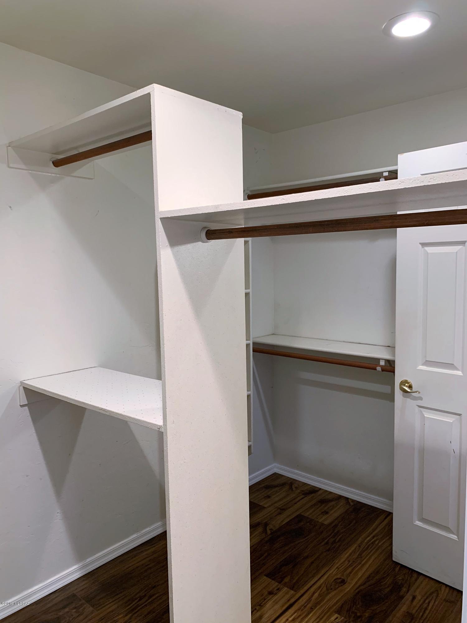 11067 N Cloud View Place