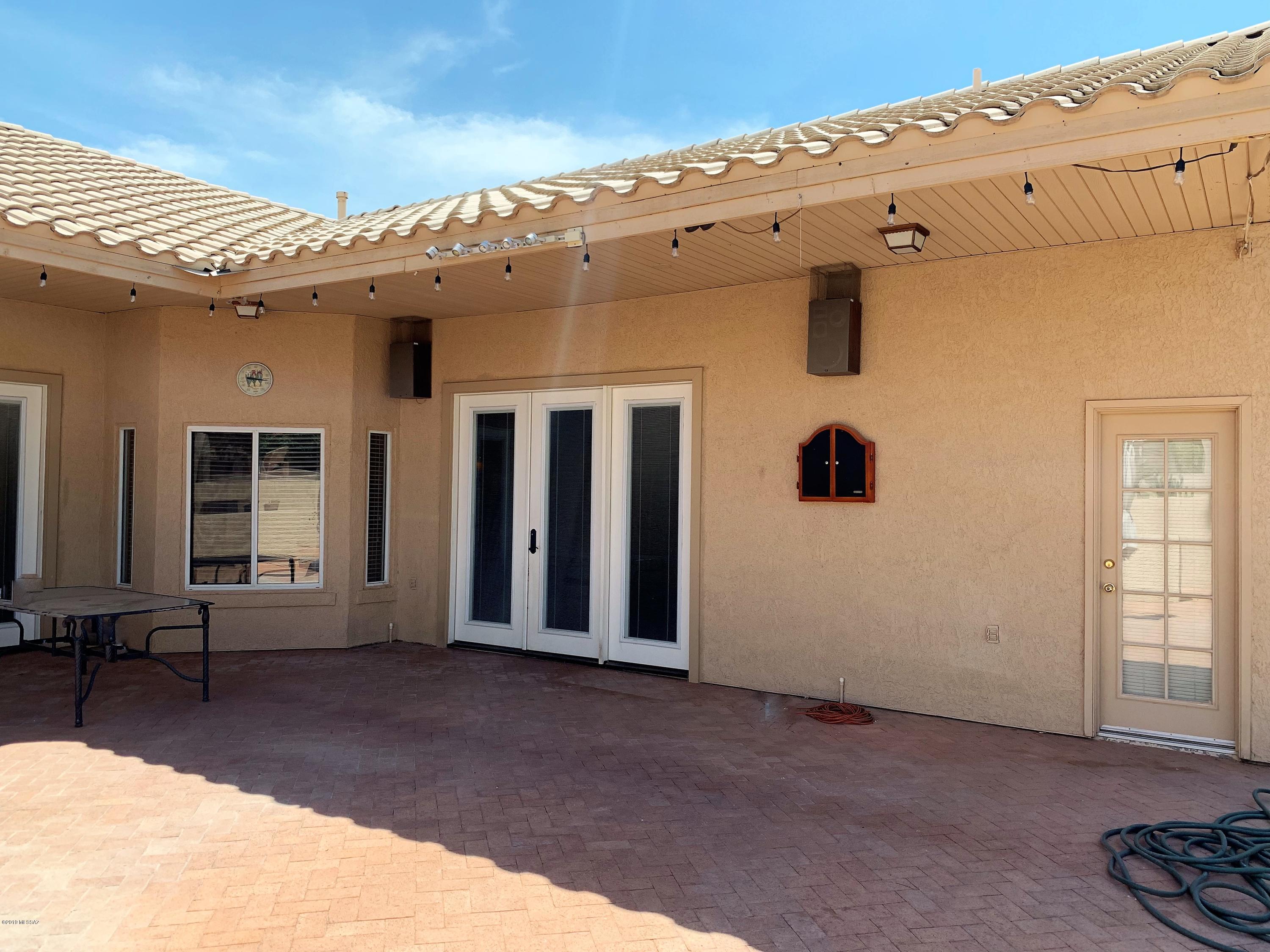 11067 N Cloud View Place