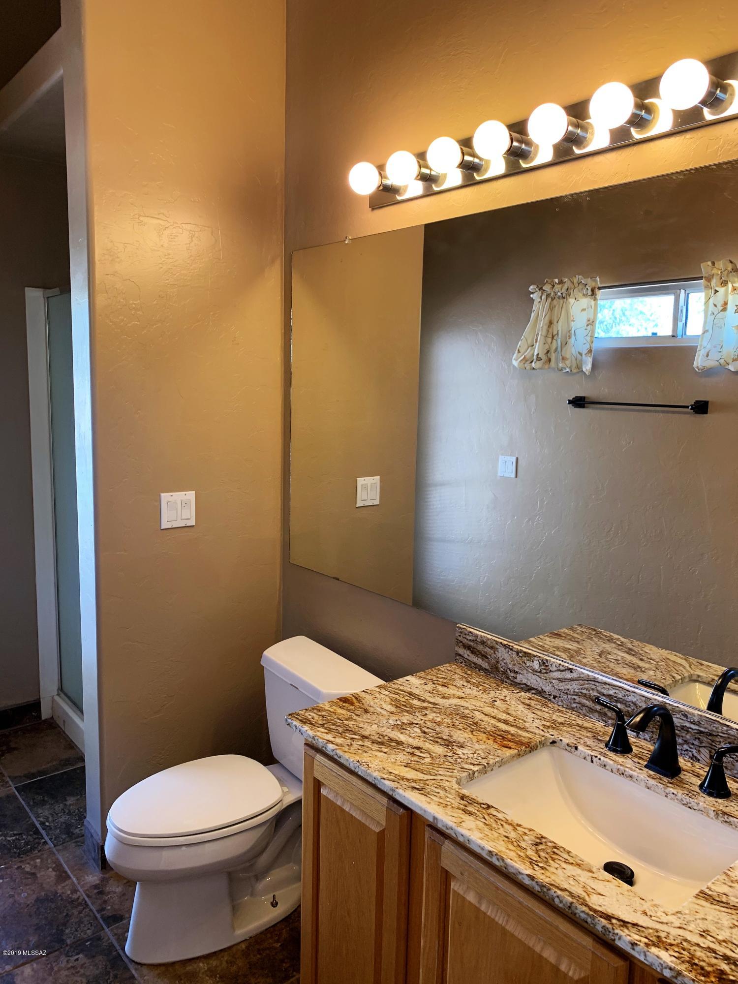 11067 N Cloud View Place