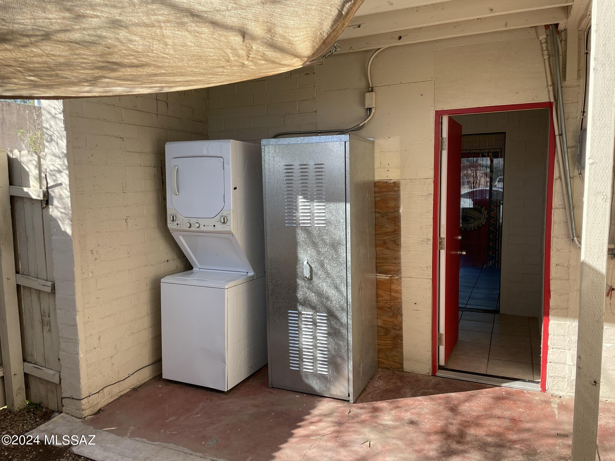 2638 N Columbus Boulevard Unit: 2