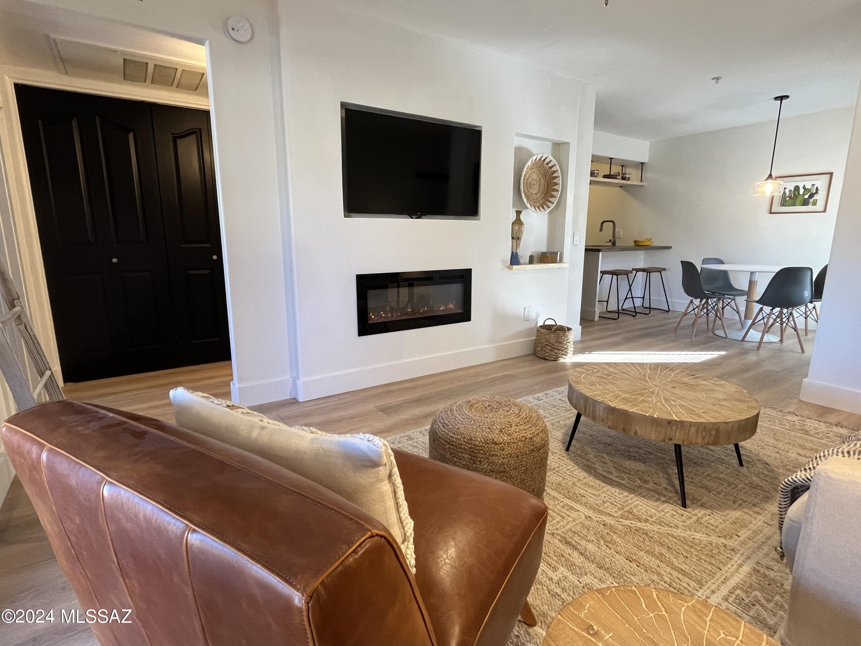 5751 N Kolb Road Unit: 33202