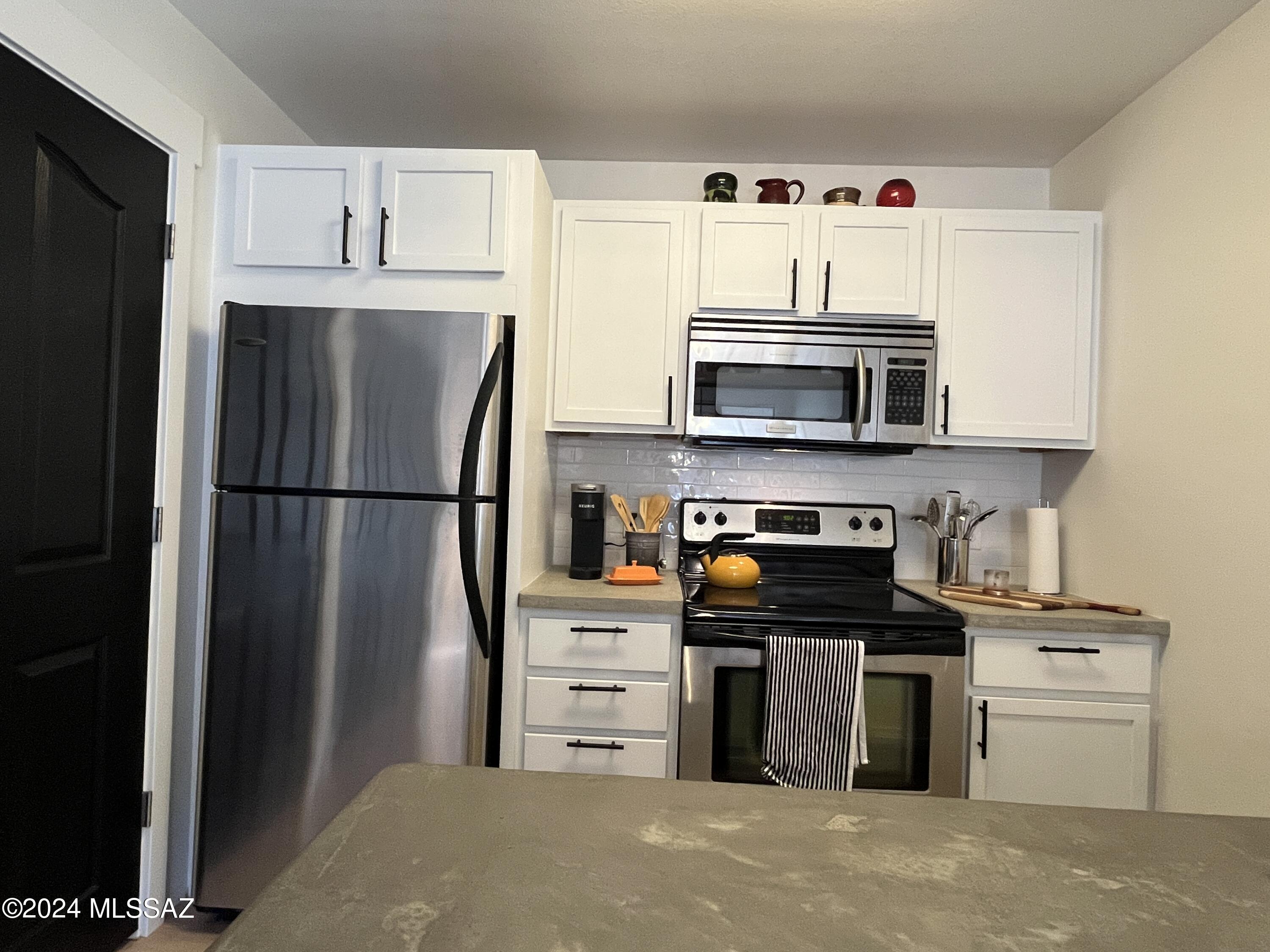 5751 N Kolb Road Unit: 33202