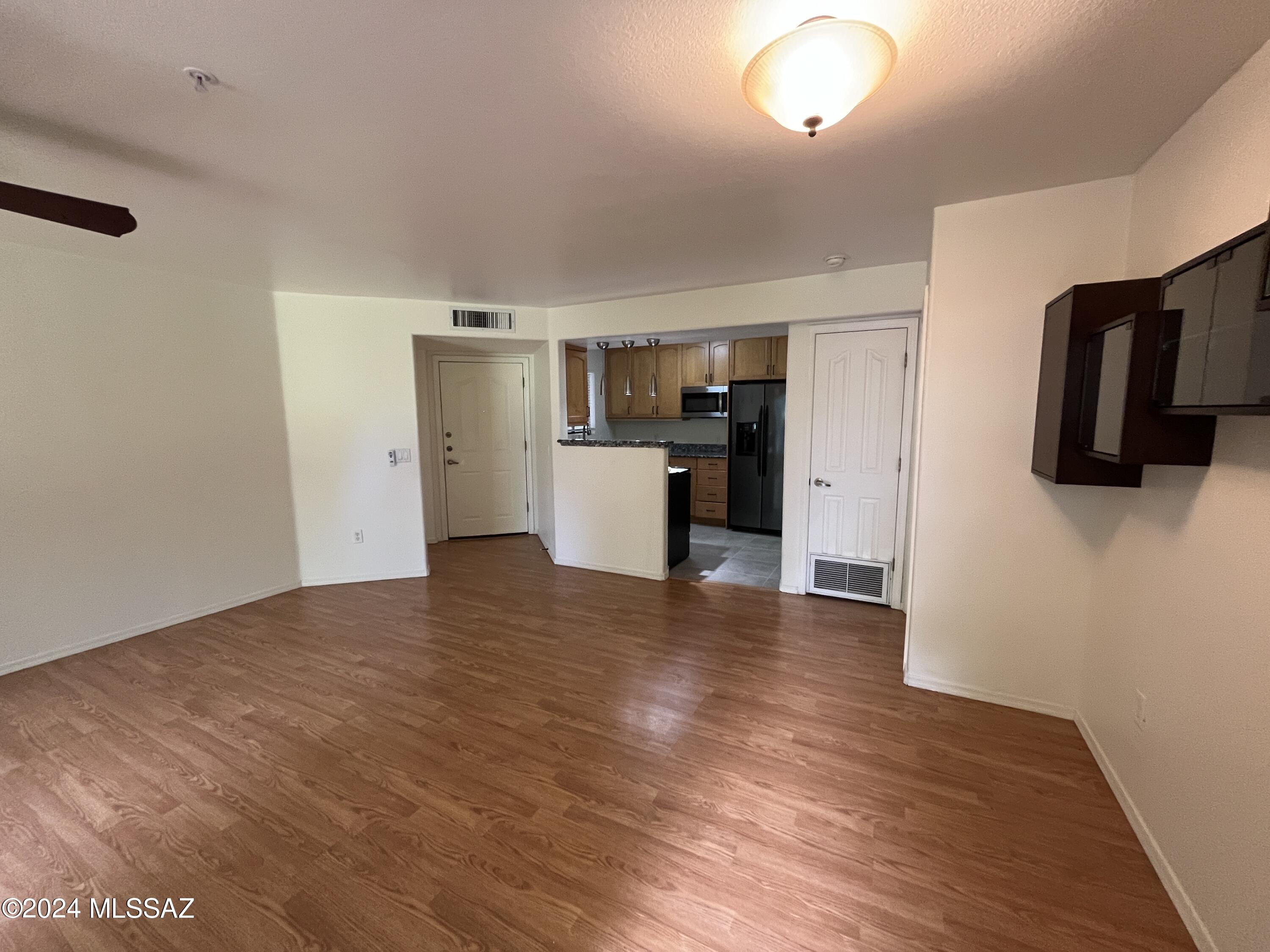 5751 N Kolb Road Unit: 2102