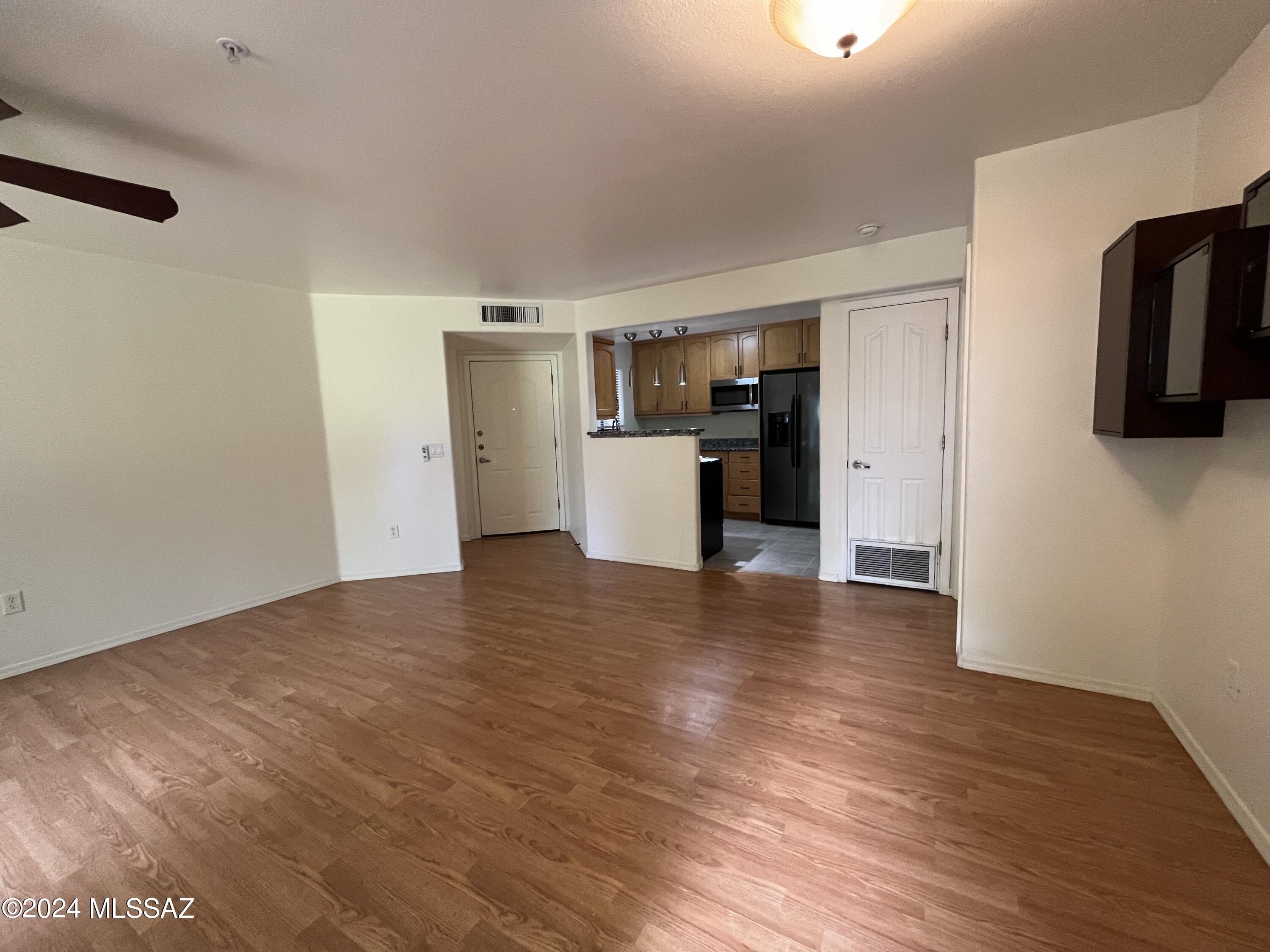 5751 N Kolb Road Unit: 2102