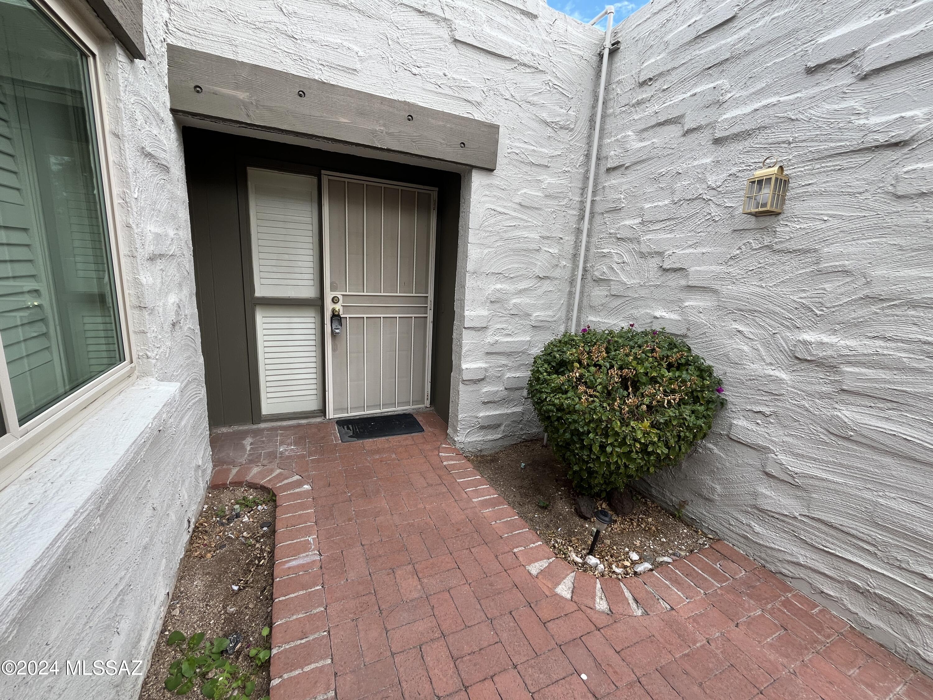 7453 E Serenity Lane