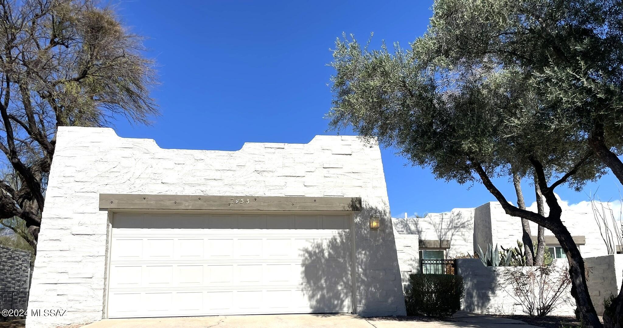 7453 E Serenity Lane