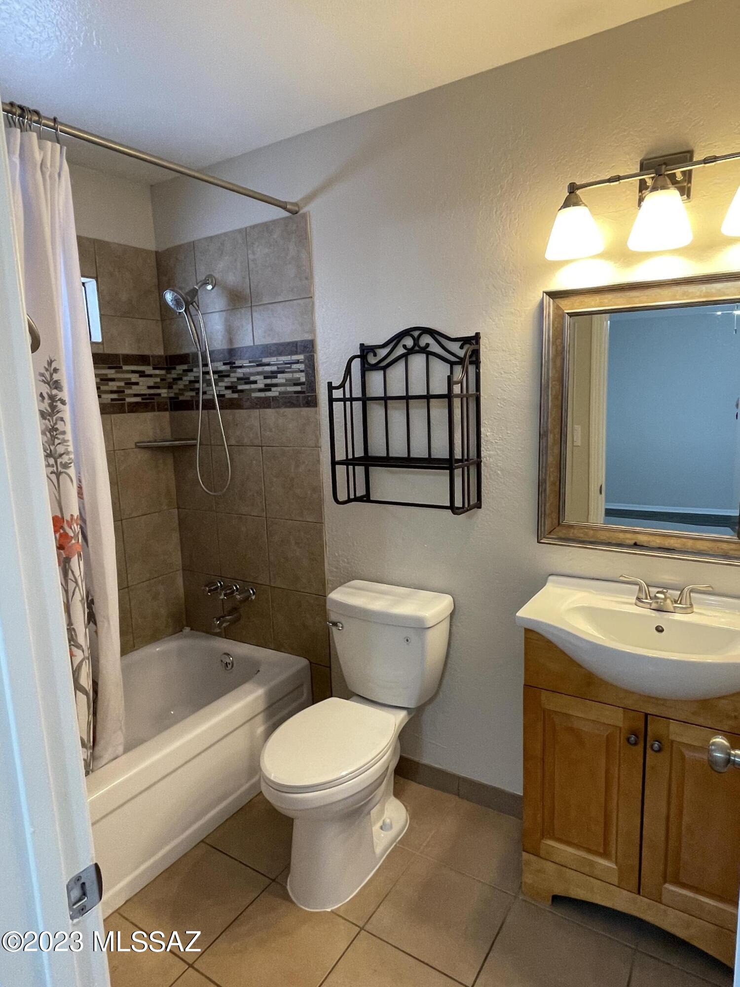 1573 E Prince Road Unit: B