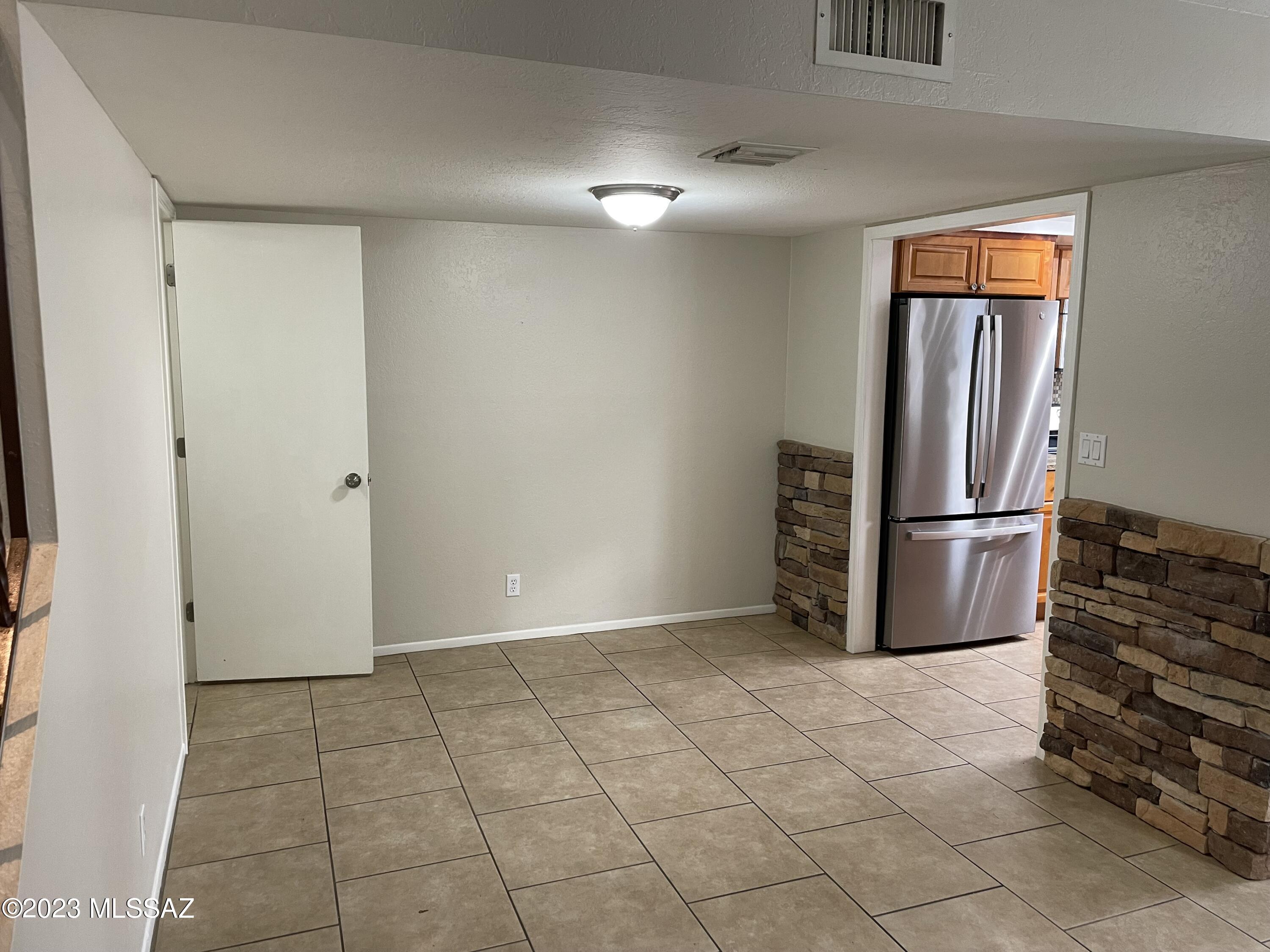 1573 E Prince Road Unit: B