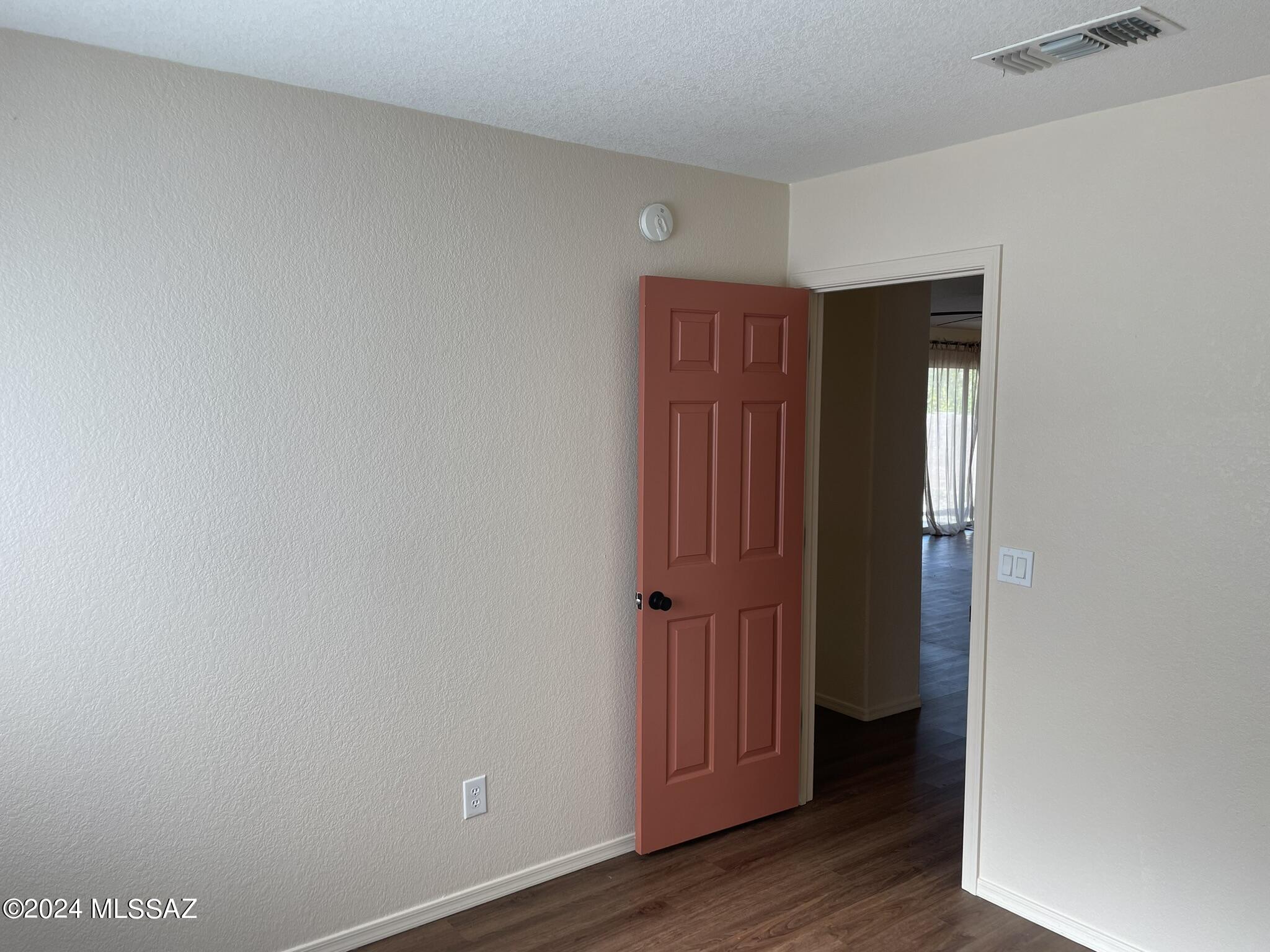 10930 S Camino San Clemente