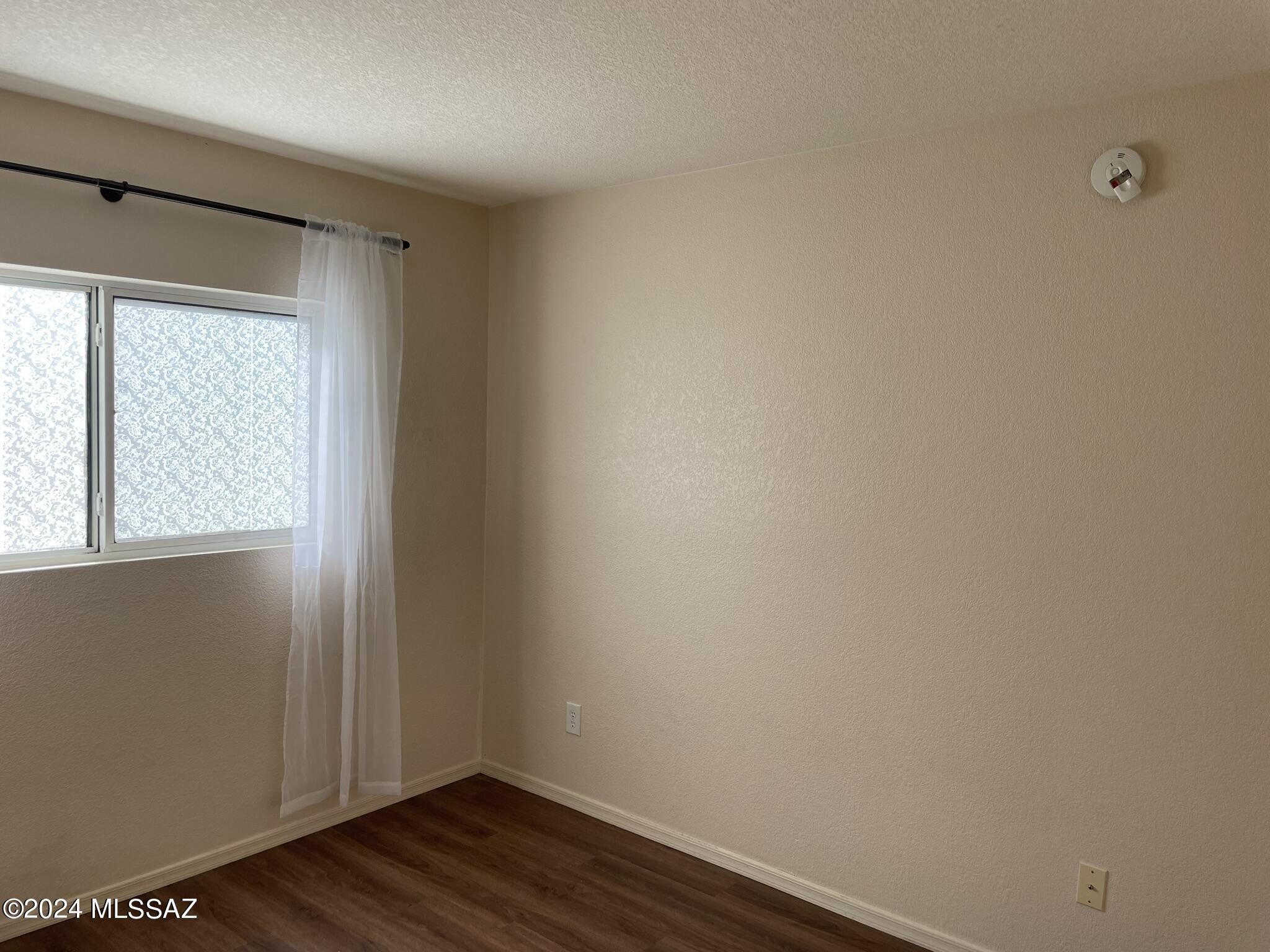 10930 S Camino San Clemente