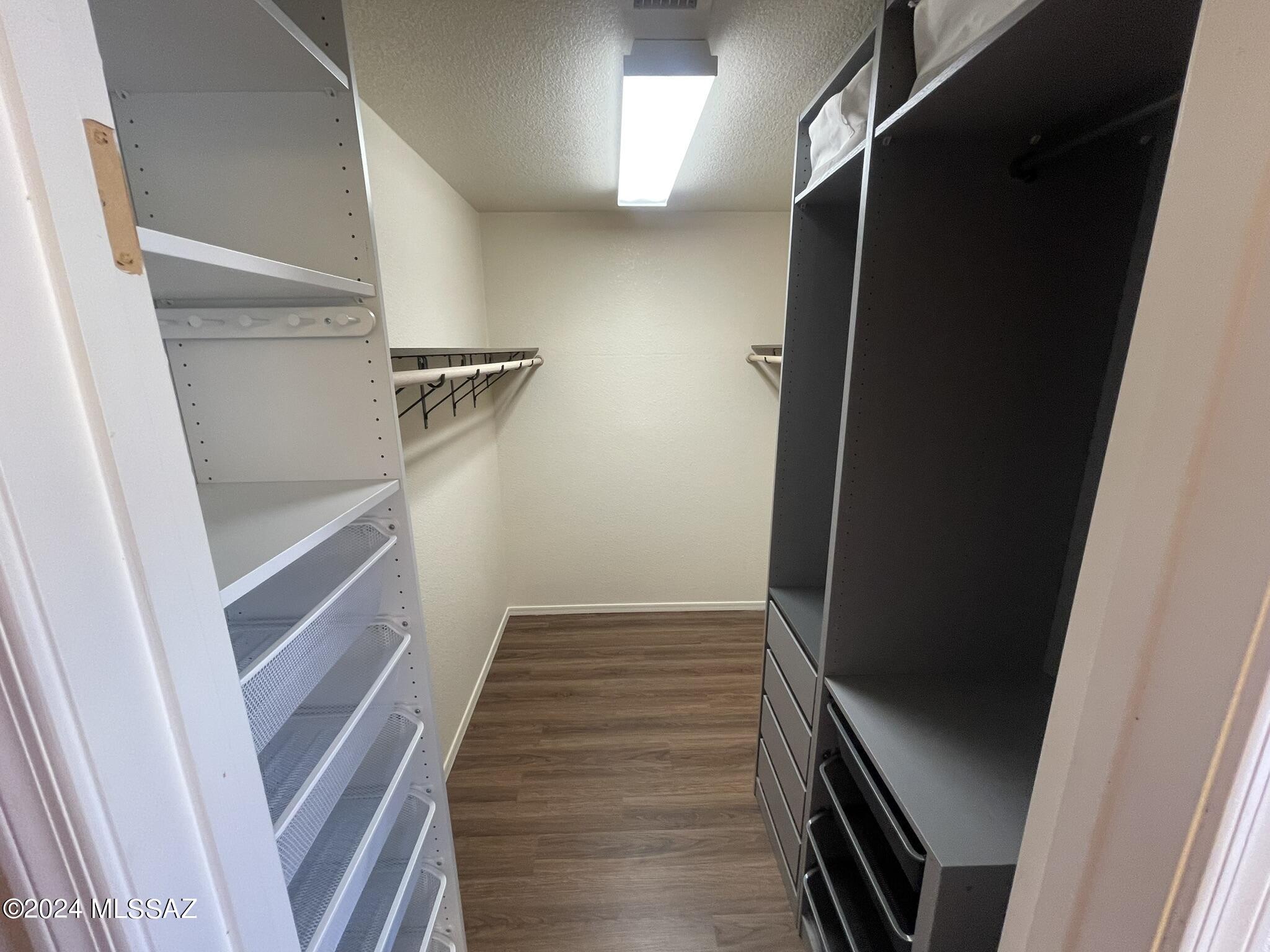 10930 S Camino San Clemente