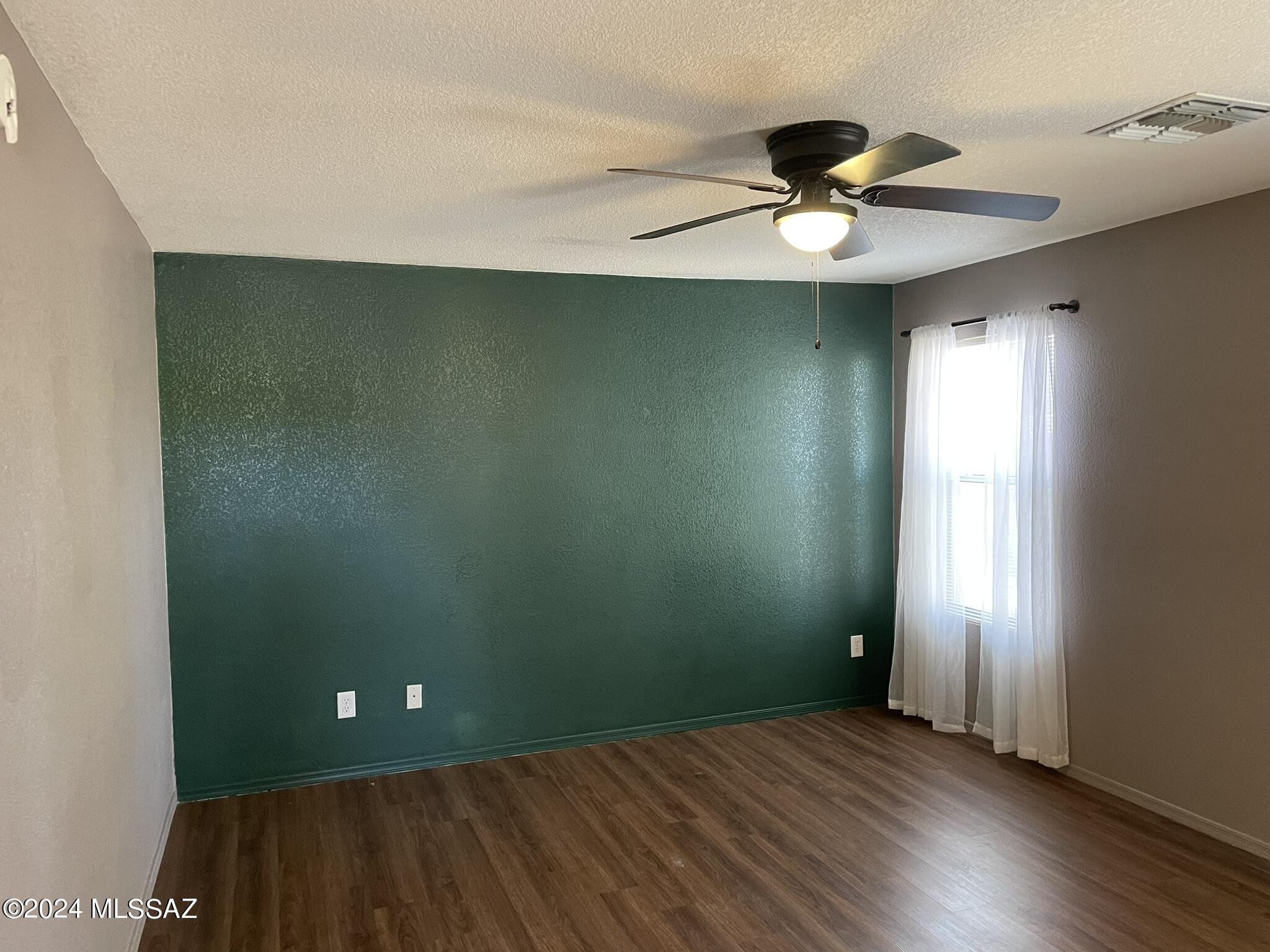 10930 S Camino San Clemente