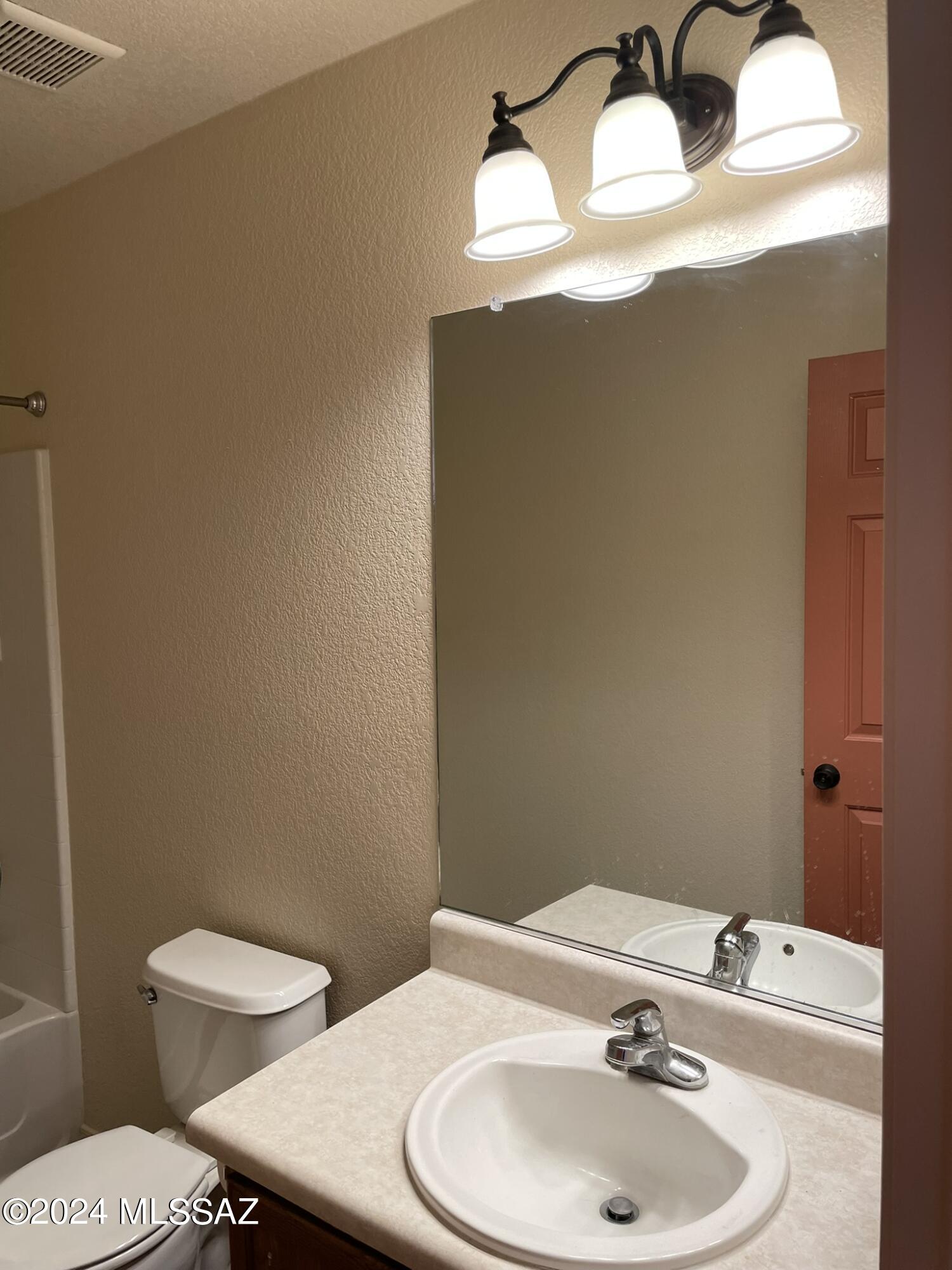 10930 S Camino San Clemente