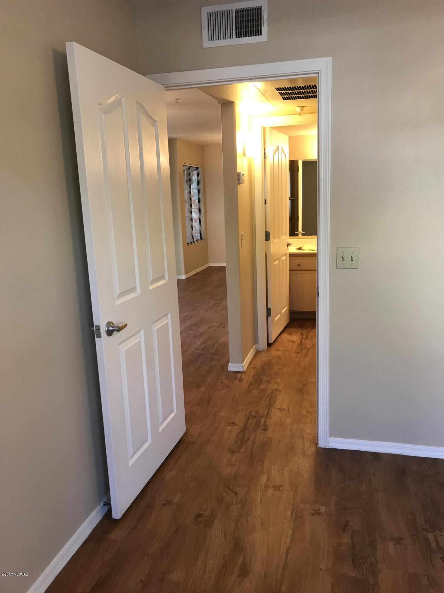 5751 N Kolb Road Unit: 23105