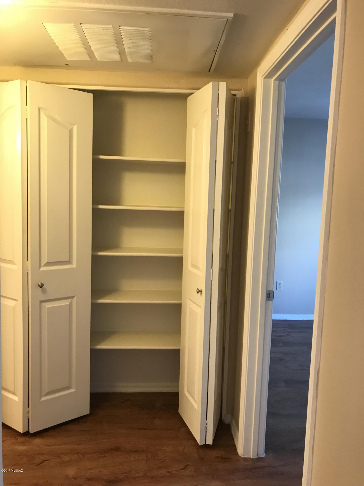 5751 N Kolb Road Unit: 23105