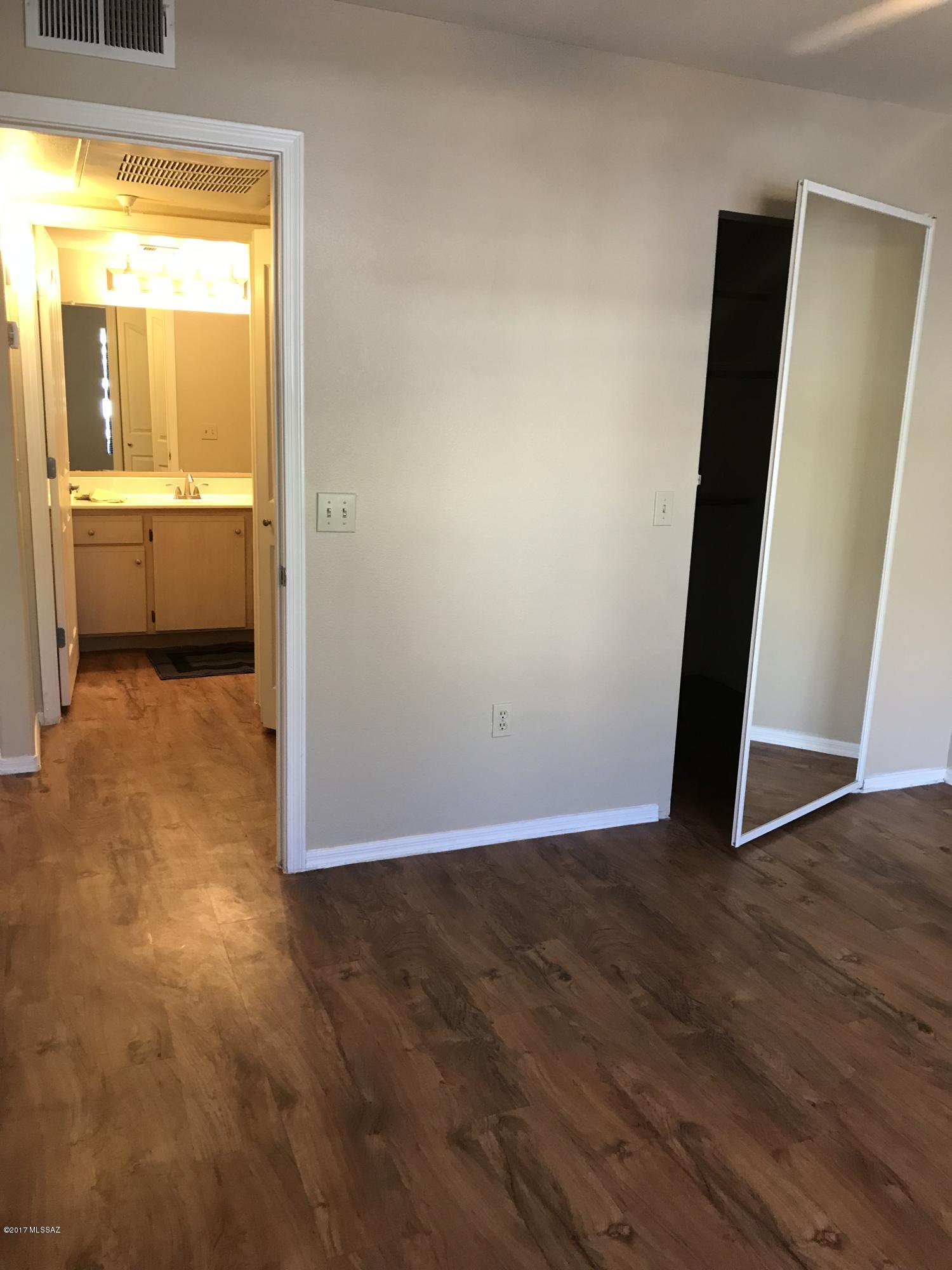 5751 N Kolb Road Unit: 23105