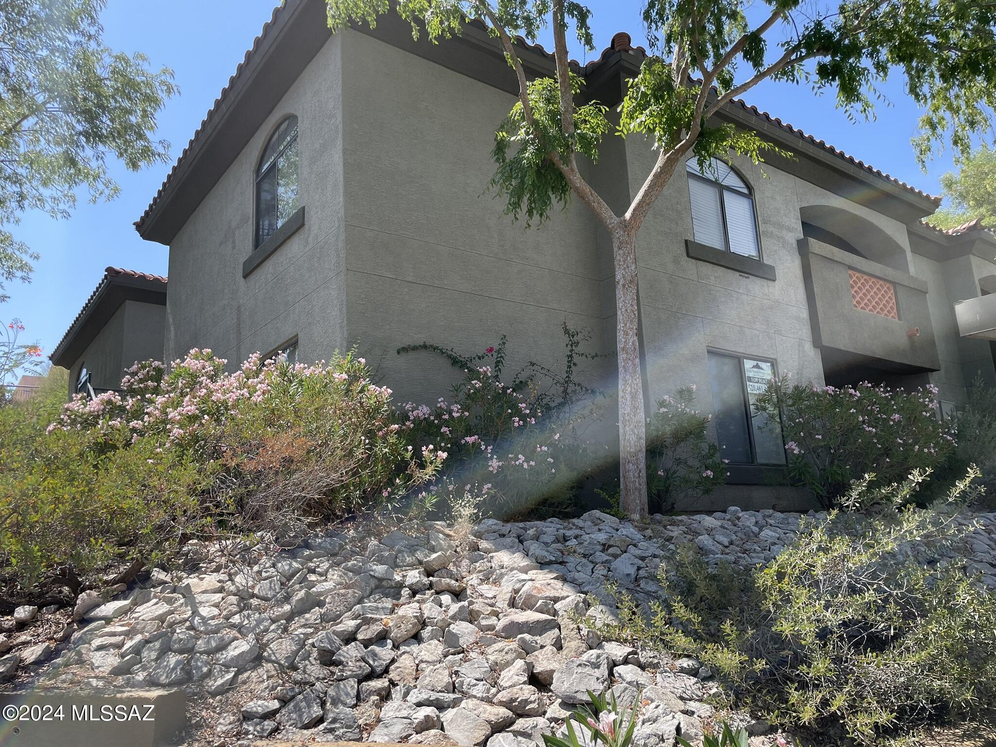 5751 N Kolb Road Unit: 20102