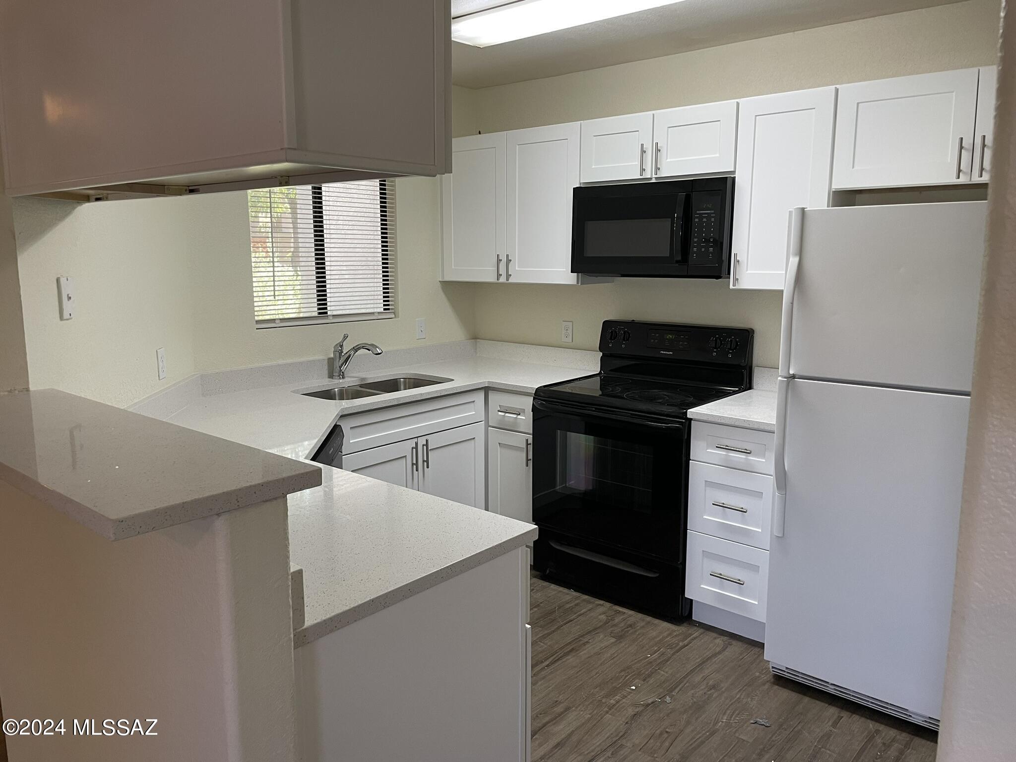 5751 N Kolb Road Unit: 20102