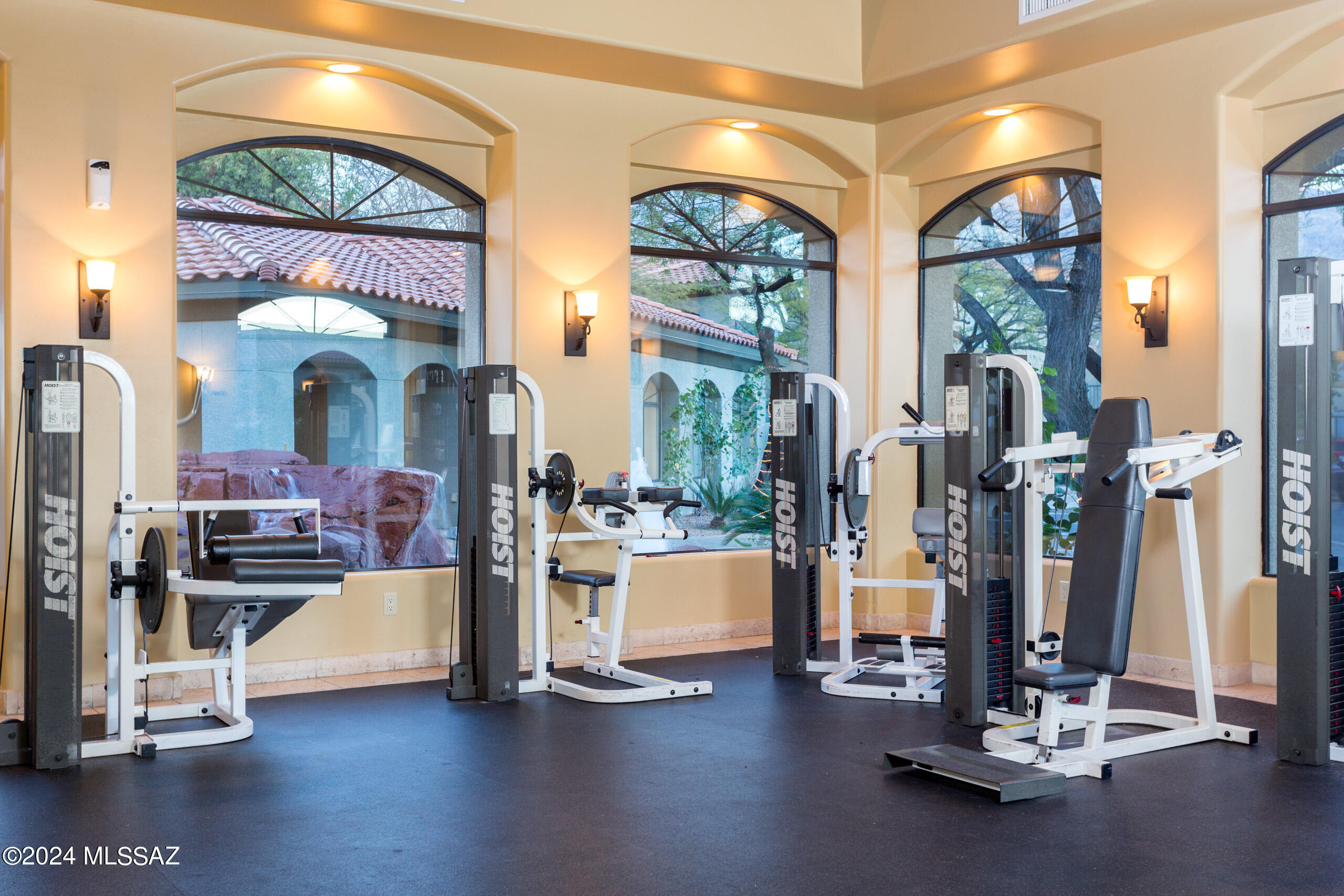 5751 N Kolb Road Unit: 20102