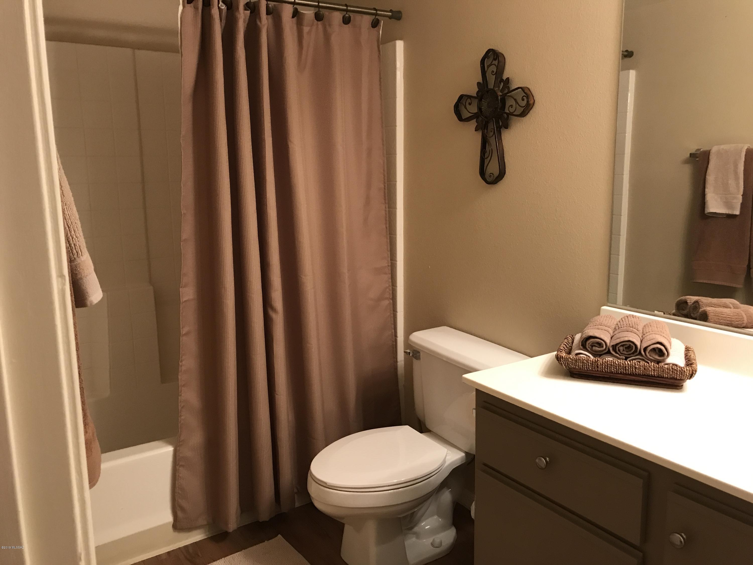 5751 N Kolb Road Unit: 34201