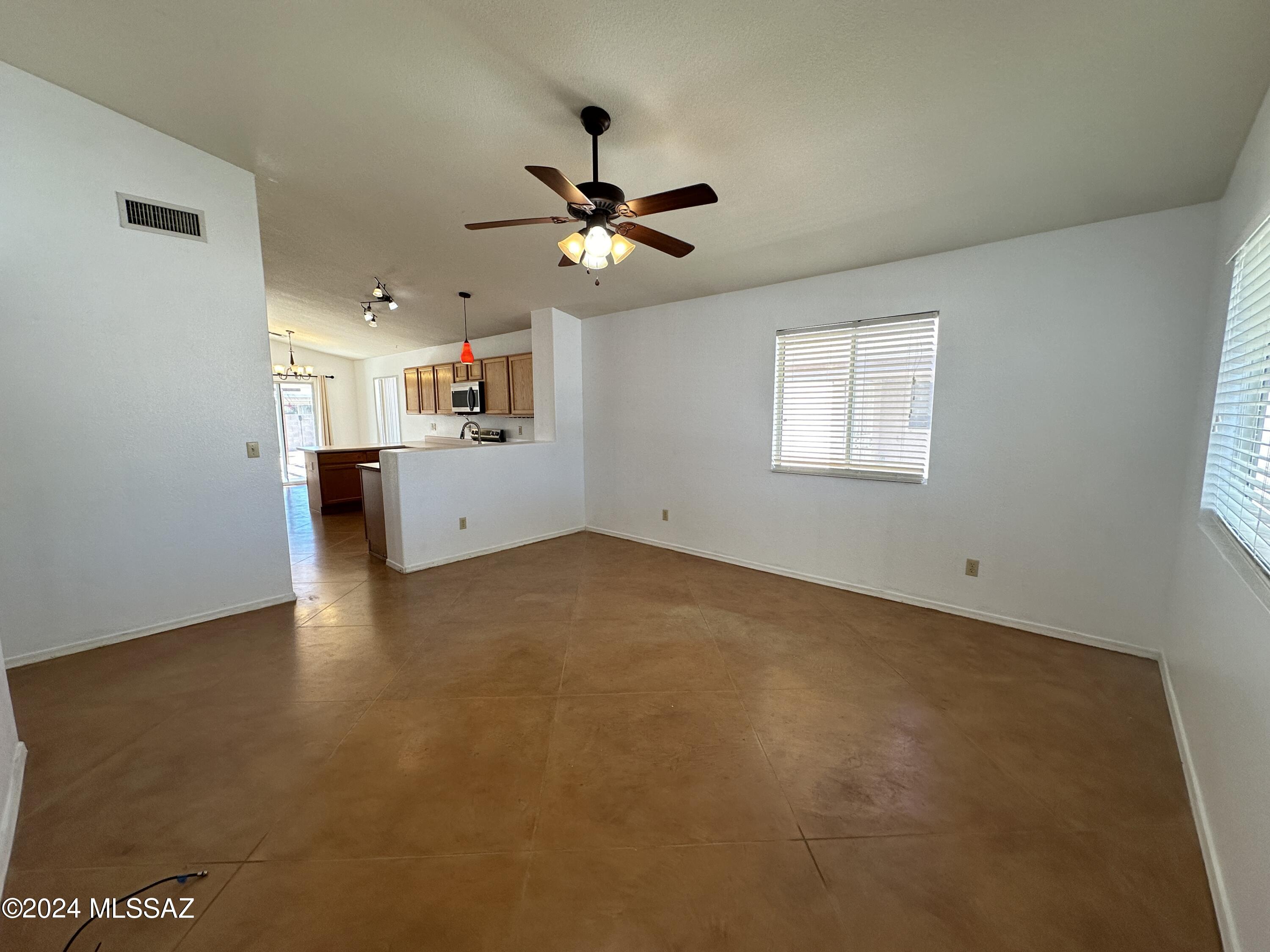 8673 S Desert Dove Drive