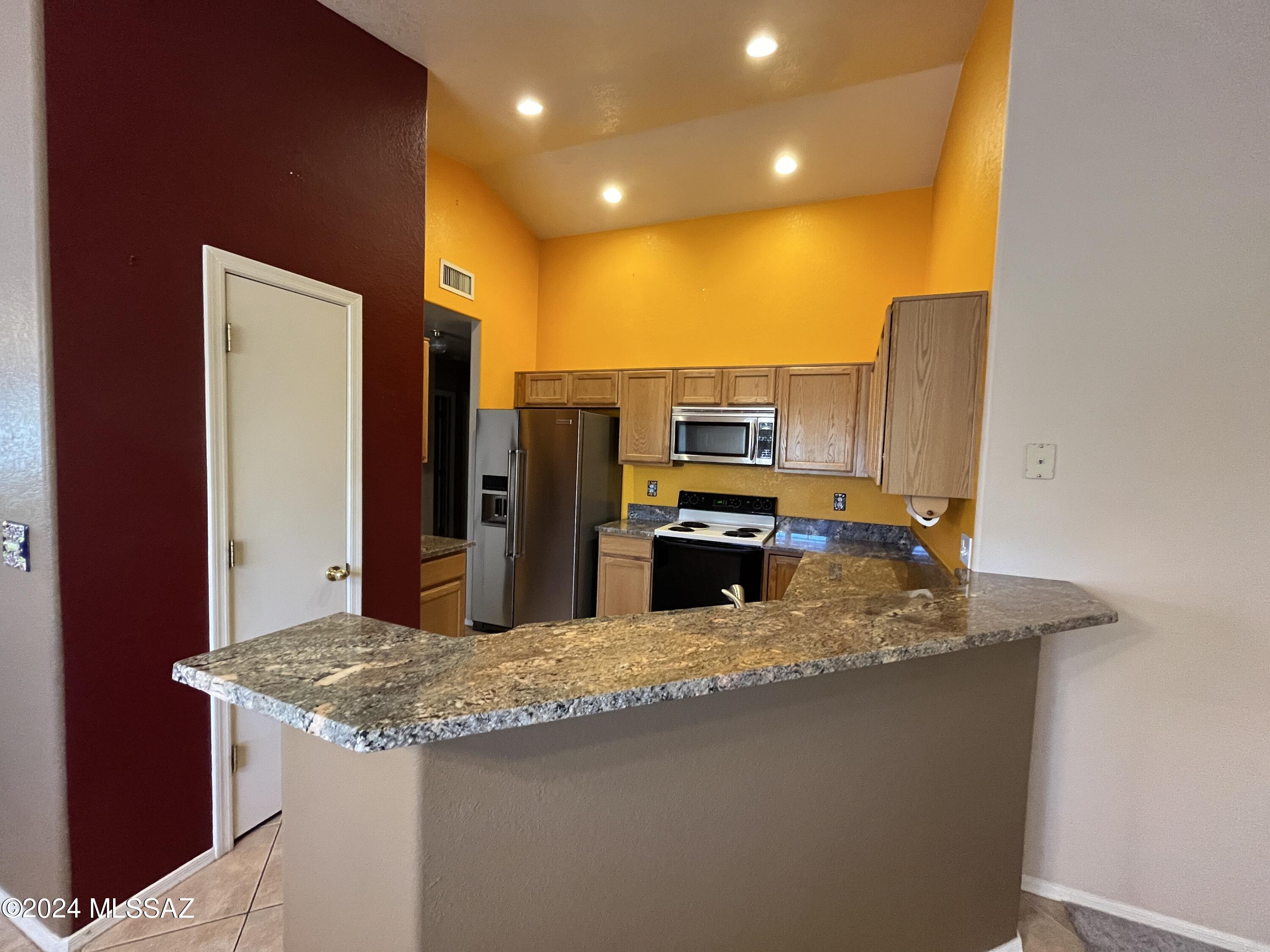 3449 N Avenida Albor