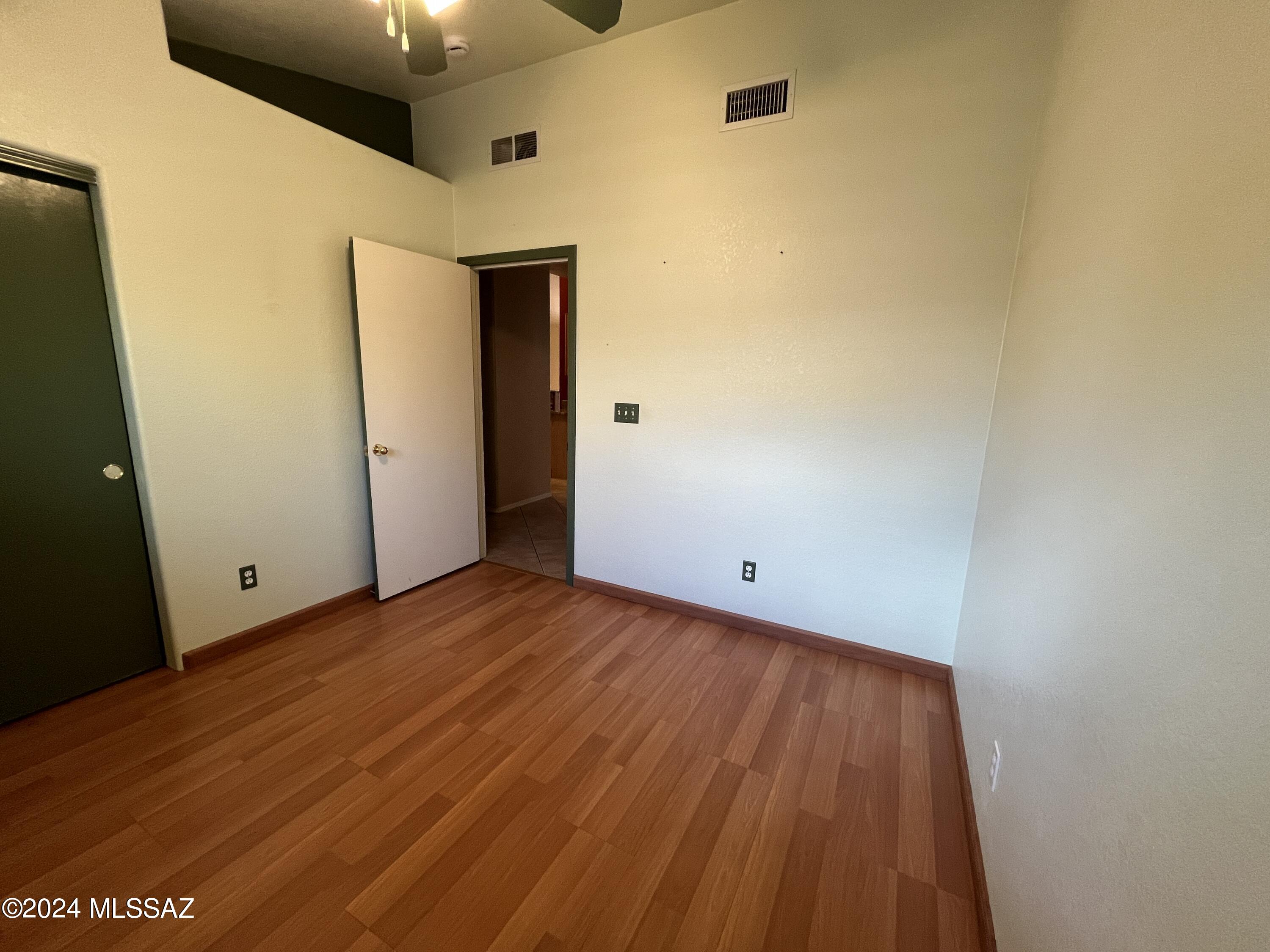 3449 N Avenida Albor