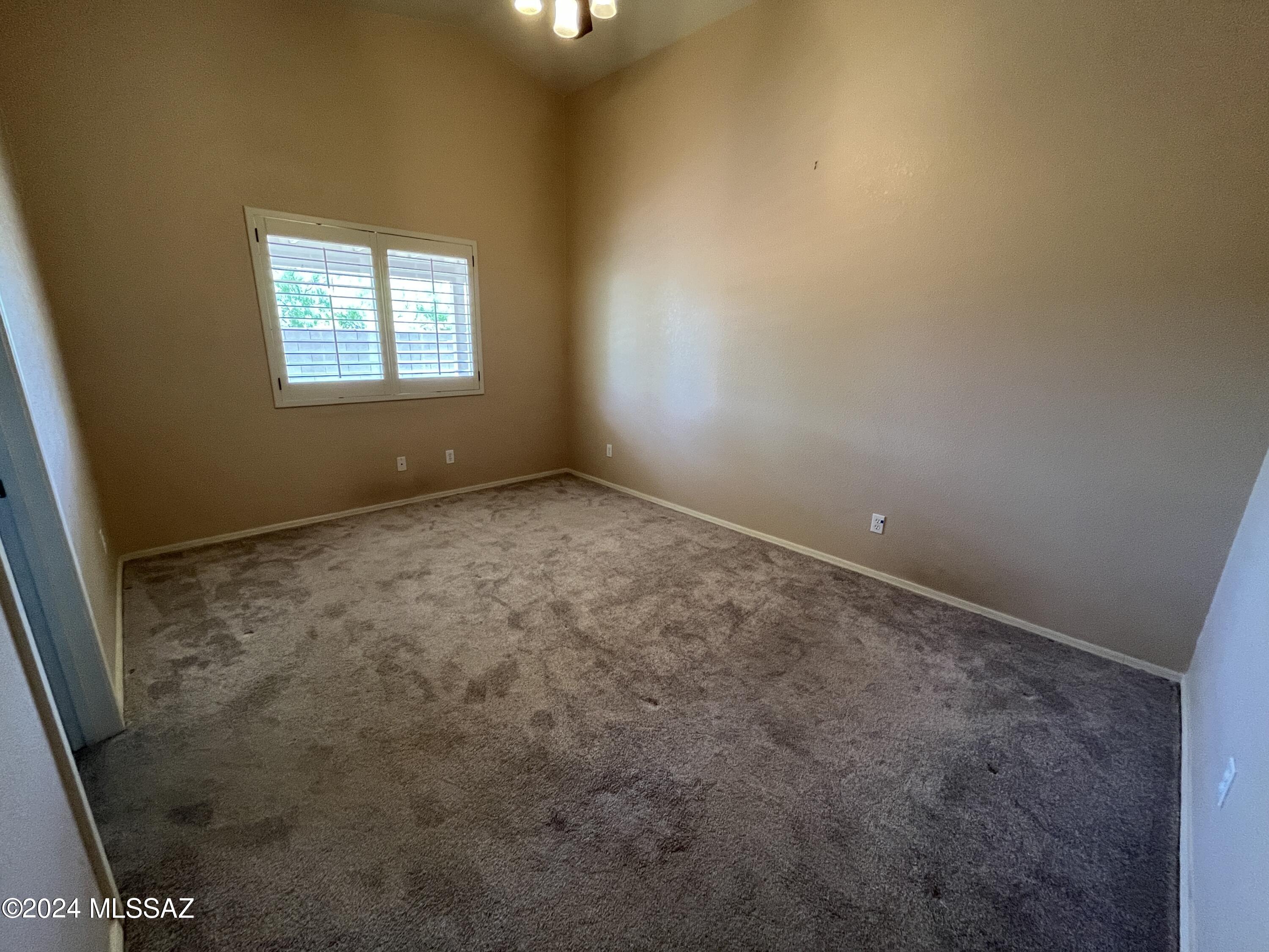 3449 N Avenida Albor