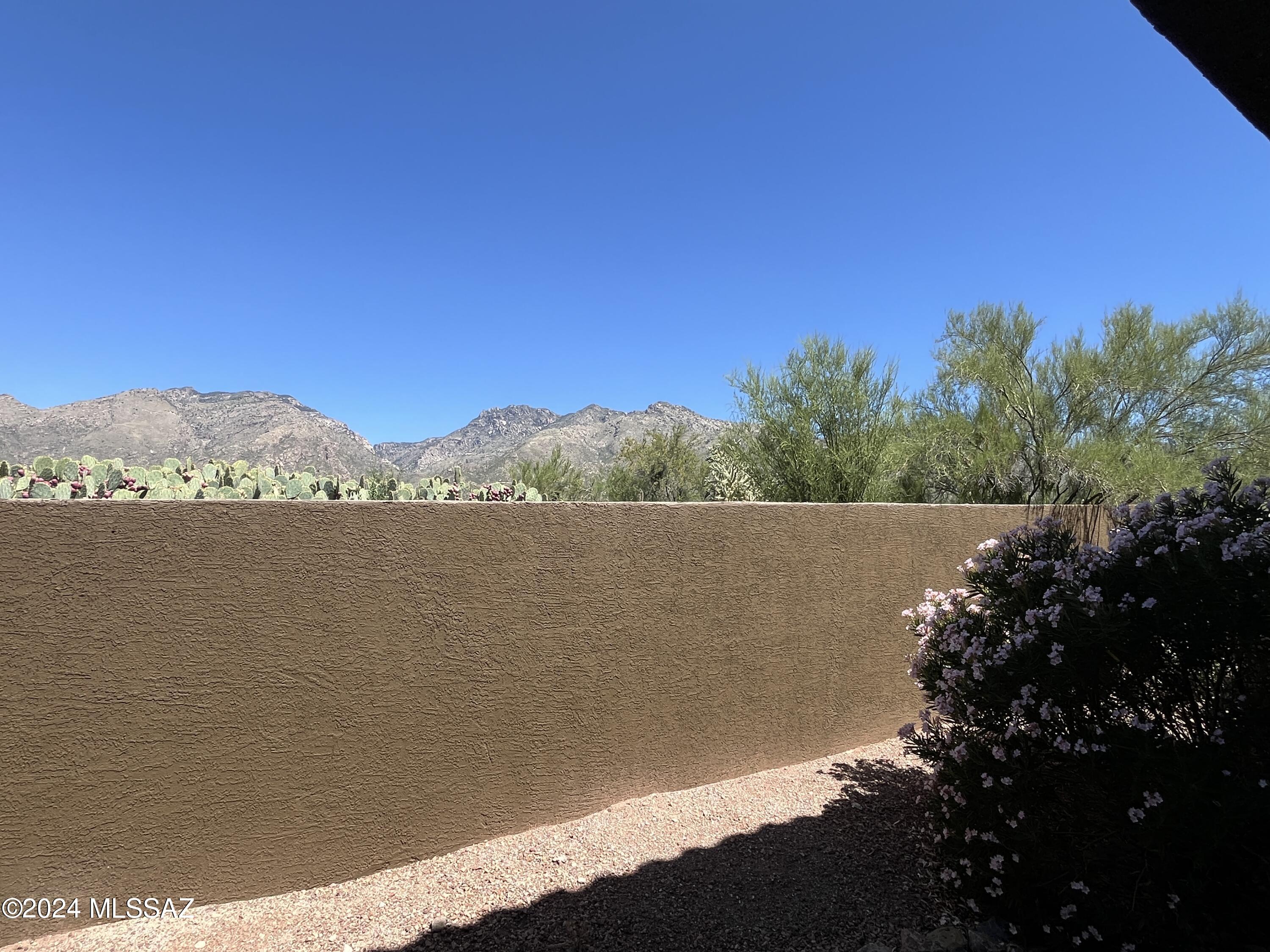 5751 N Kolb Road N Unit: 14102