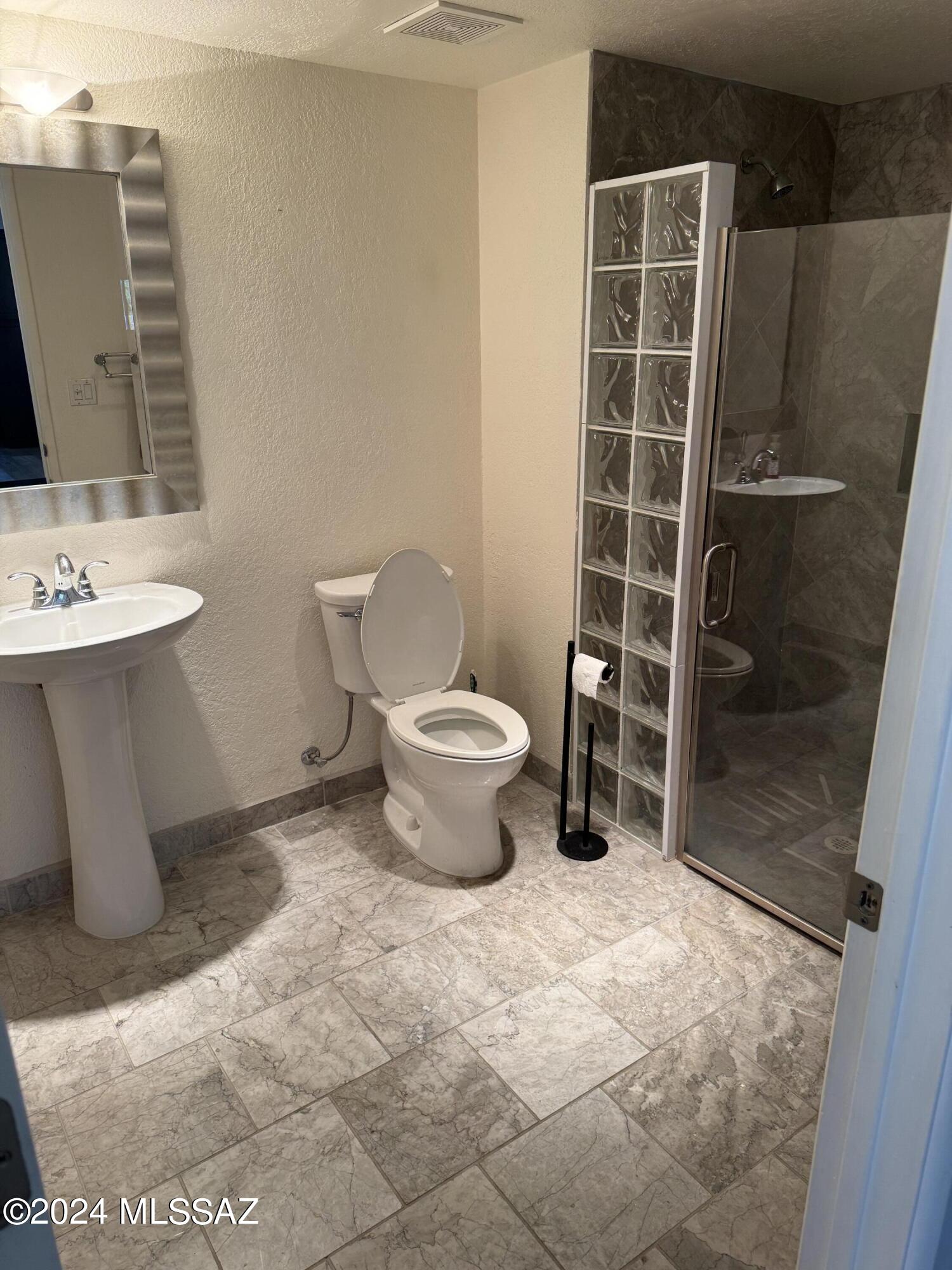 11151 E Windridge Terrace