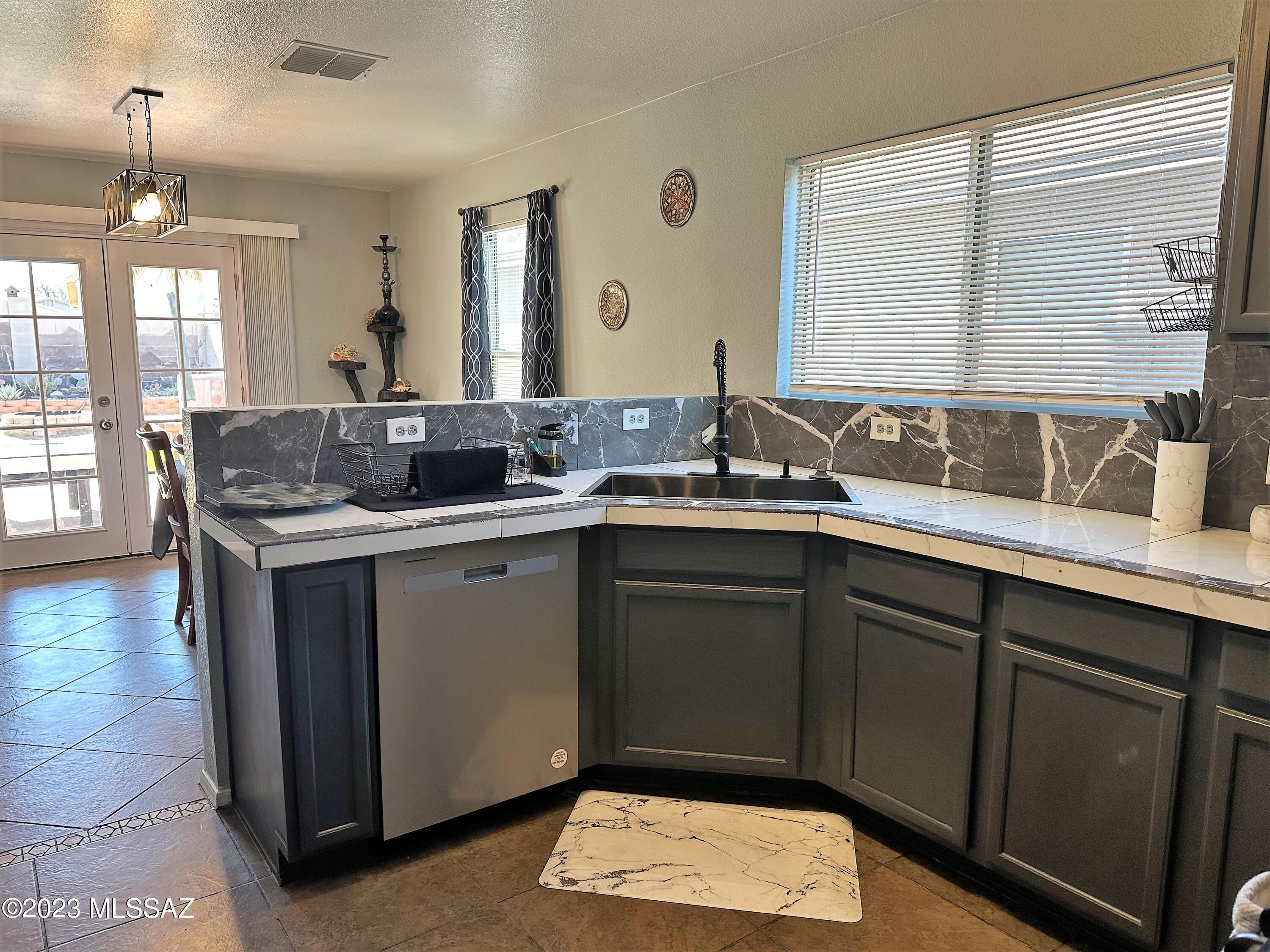 6114 S Earp Wash Lane