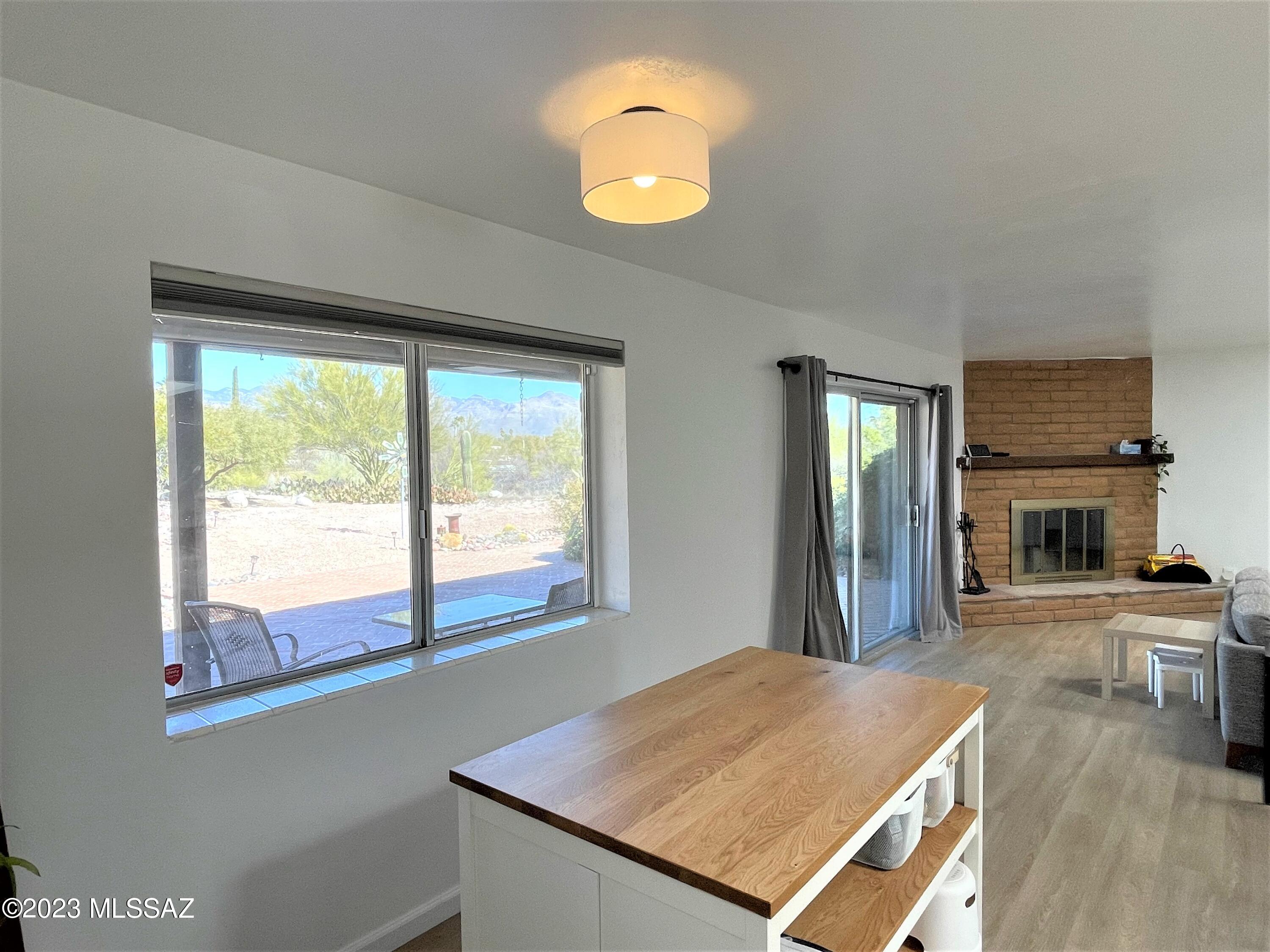 3441 N Camino De Piedras