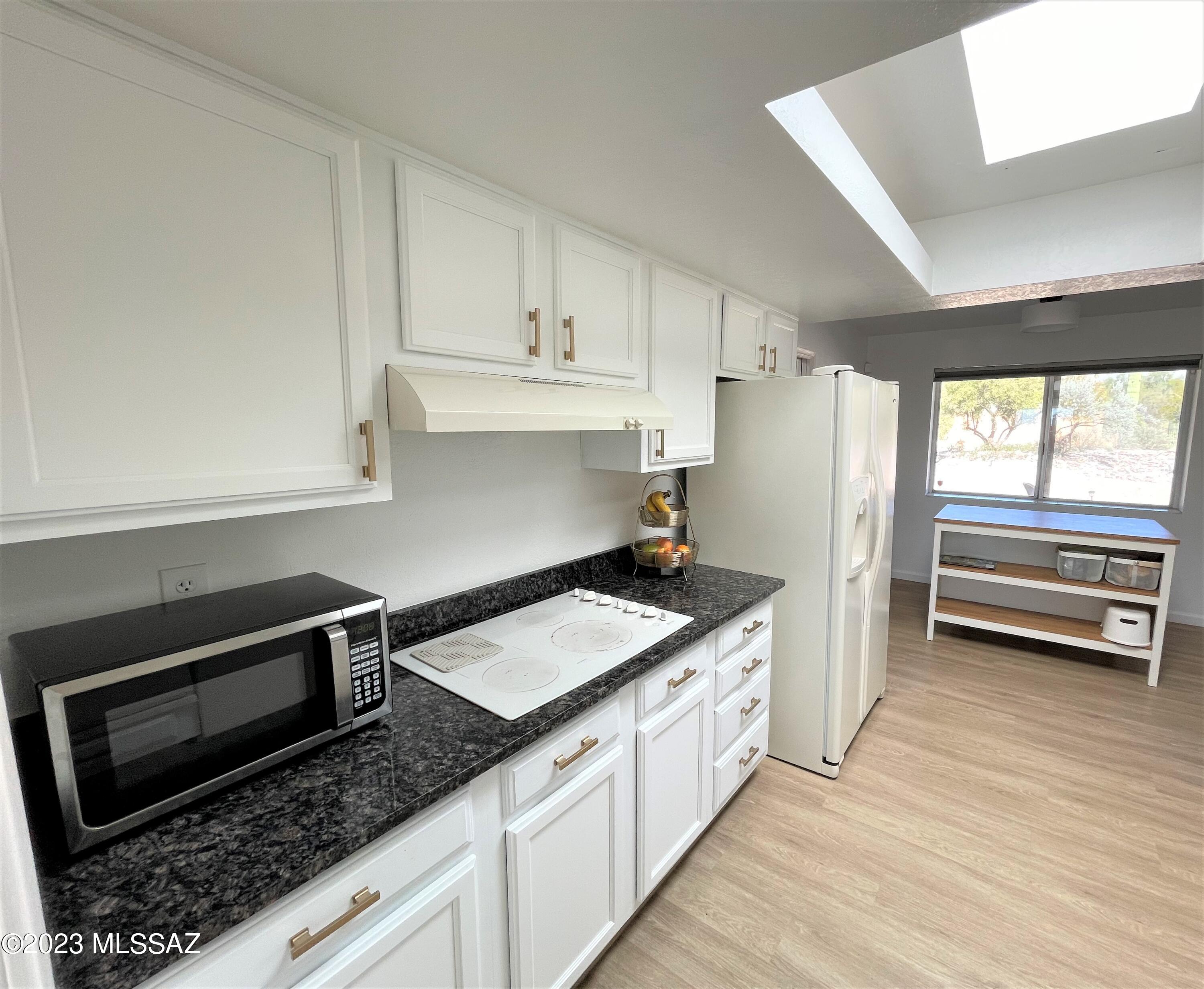 3441 N Camino De Piedras