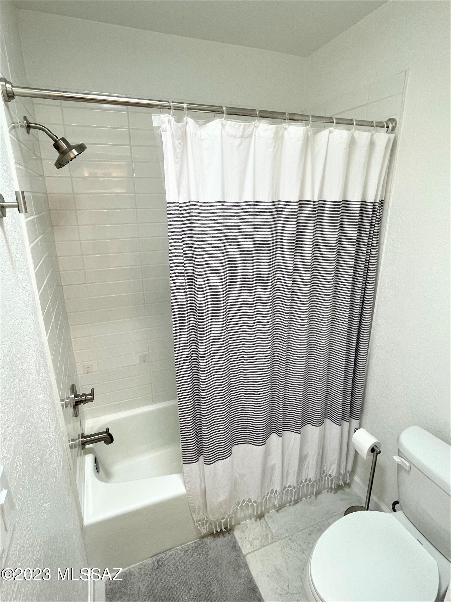 3441 N Camino De Piedras