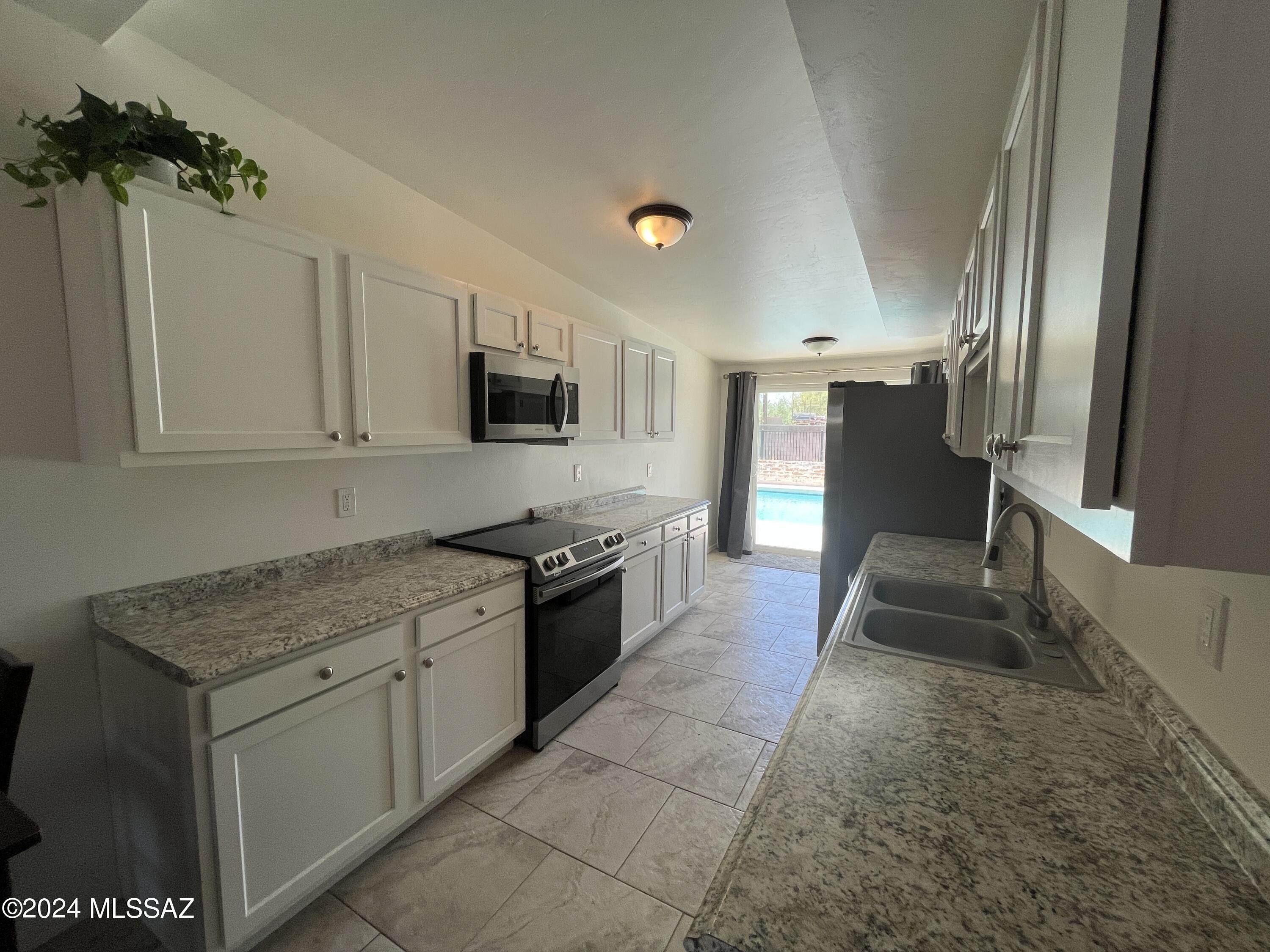 215 W Navajo Road Unit: Unit A
