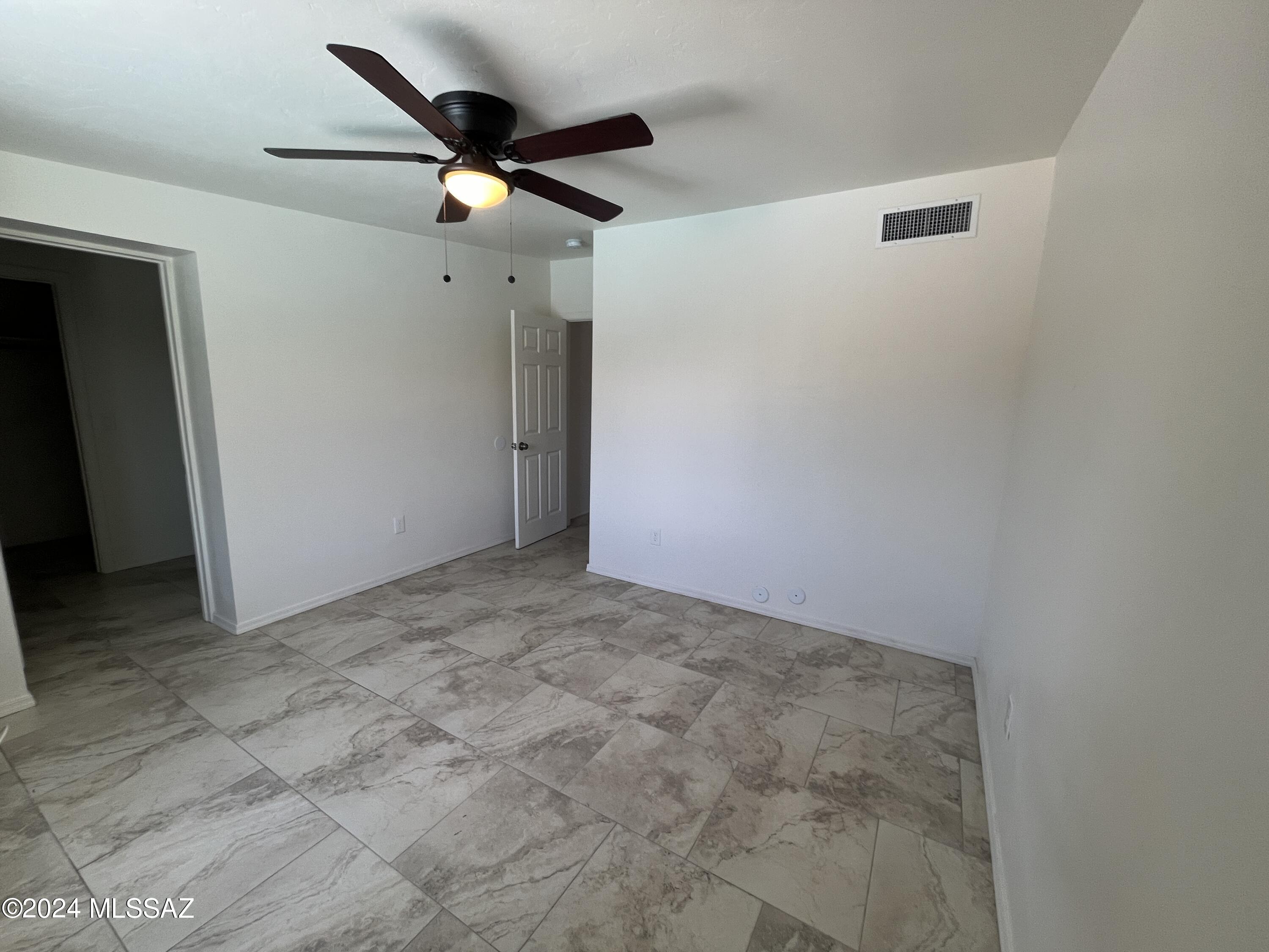 215 W Navajo Road Unit: Unit A