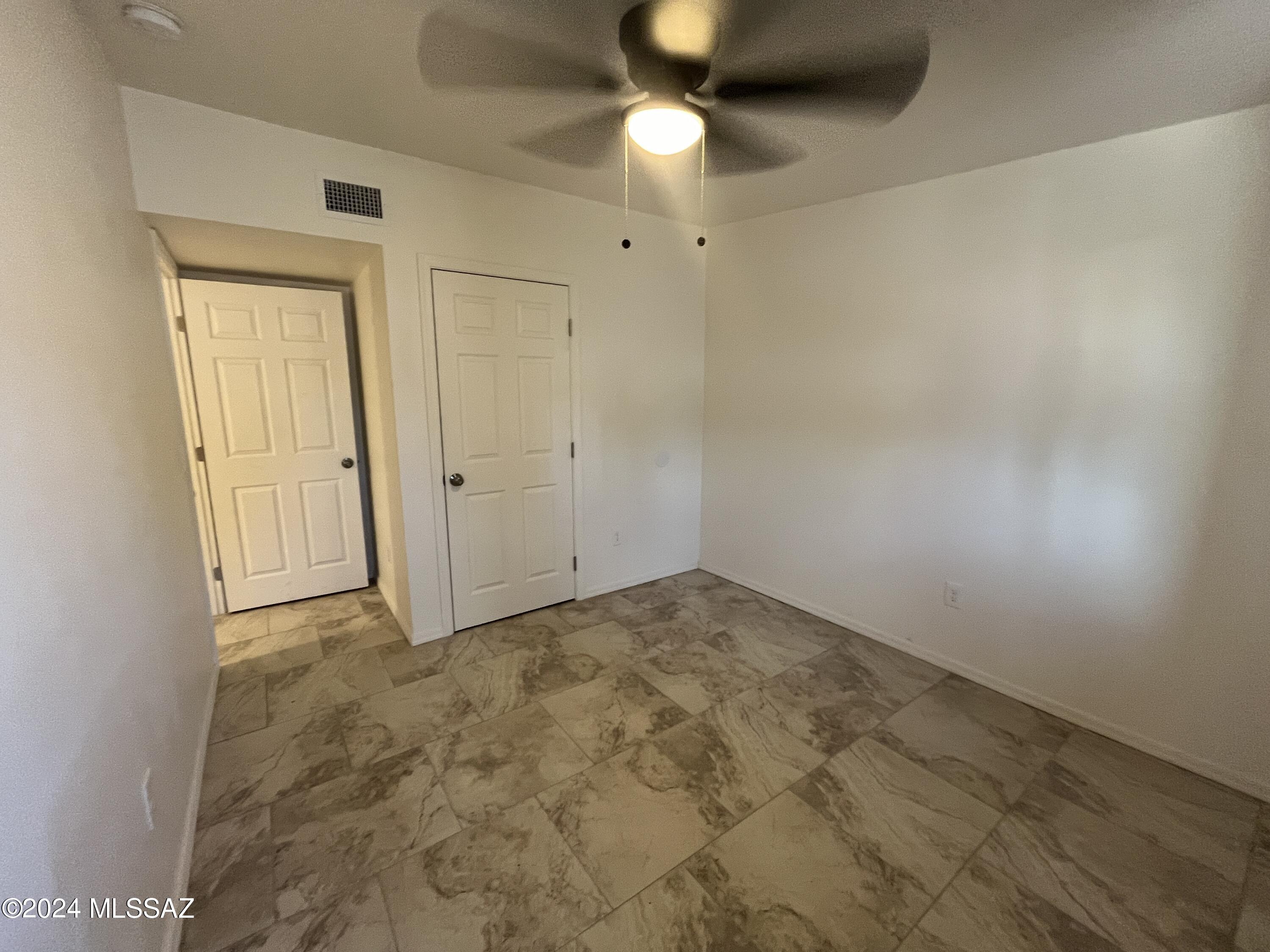 215 W Navajo Road Unit: Unit A