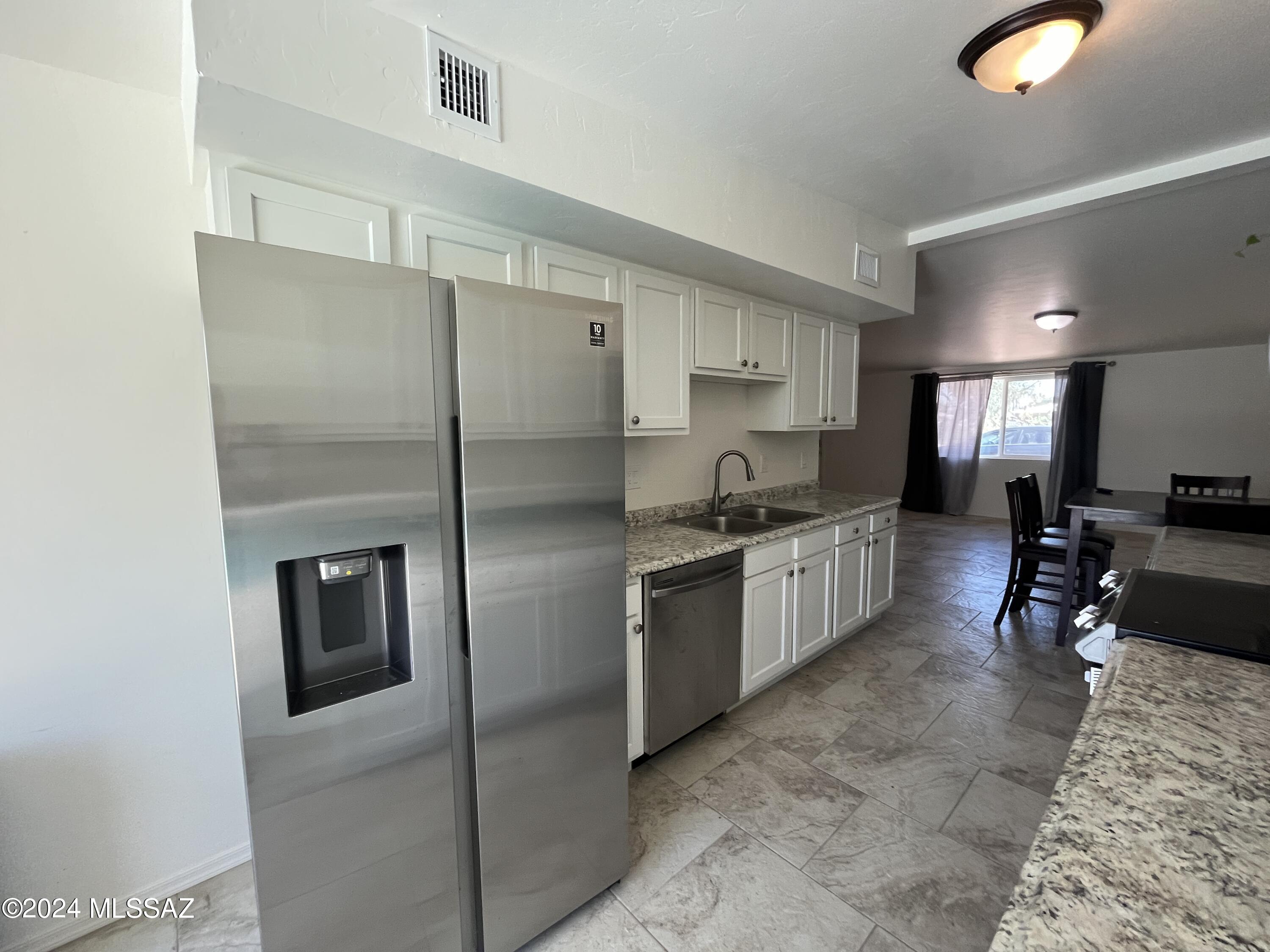 215 W Navajo Road Unit: Unit A