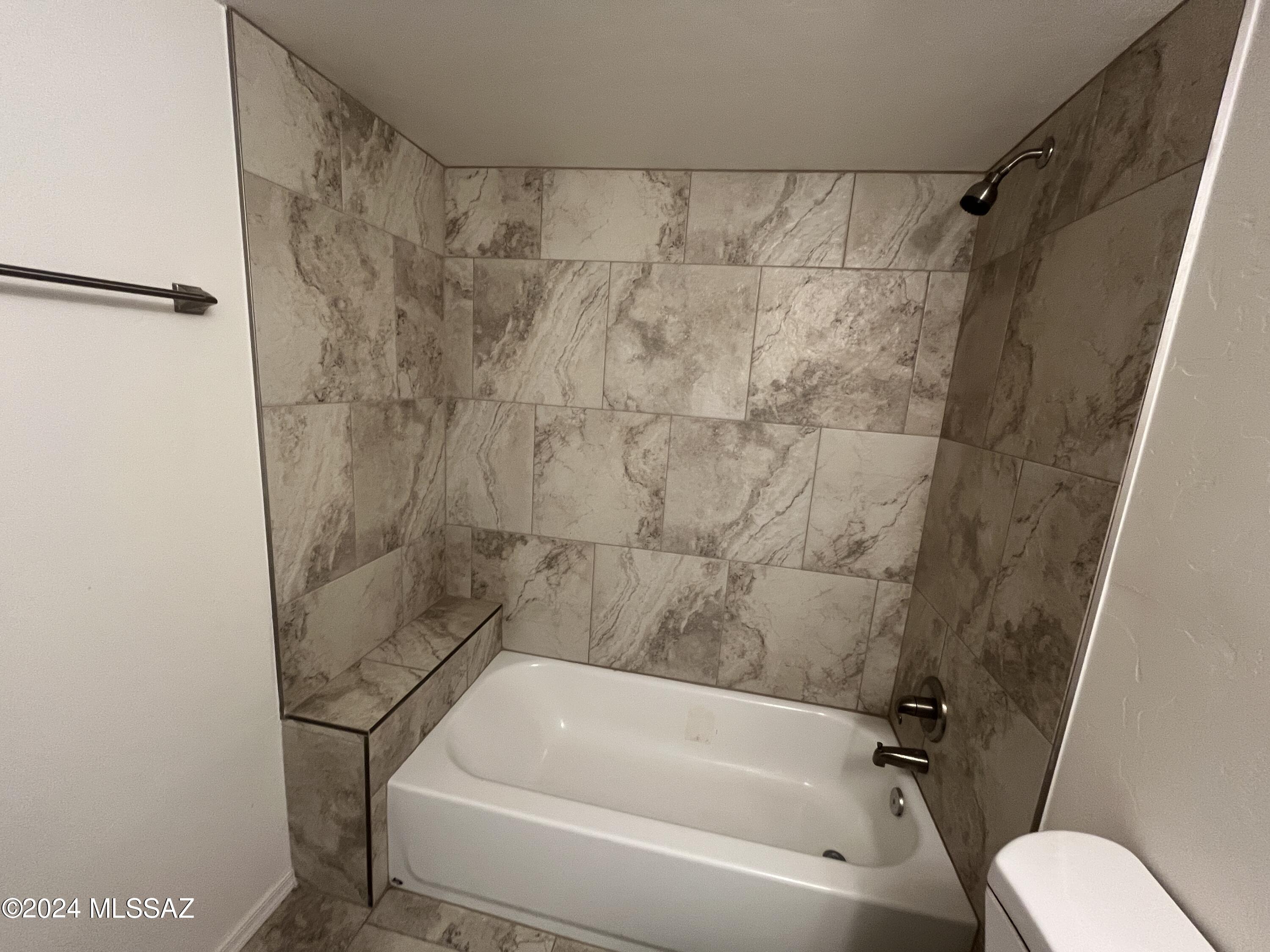 215 W Navajo Road Unit: Unit A