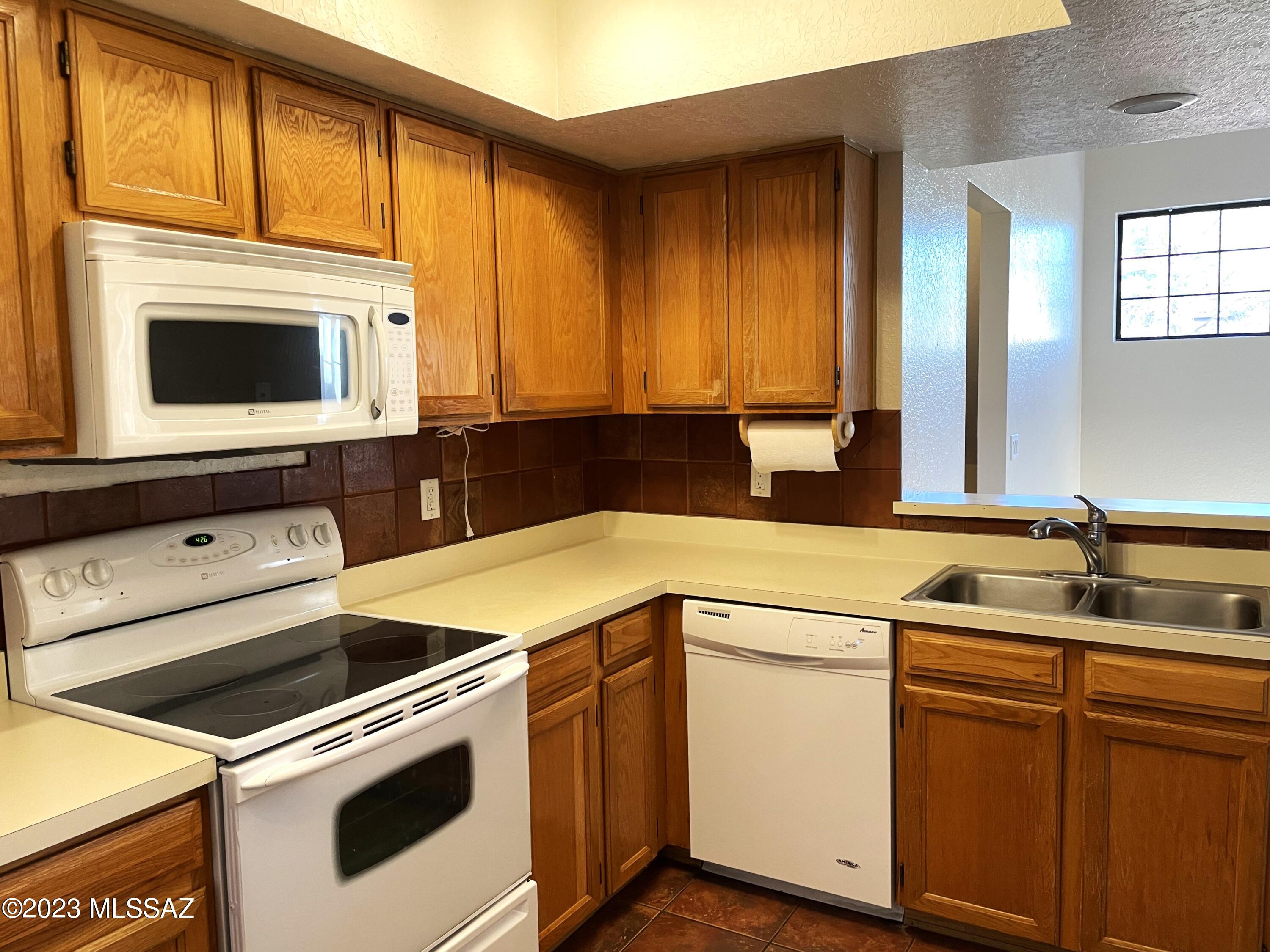 4285 N River Grove Circle Unit: 215