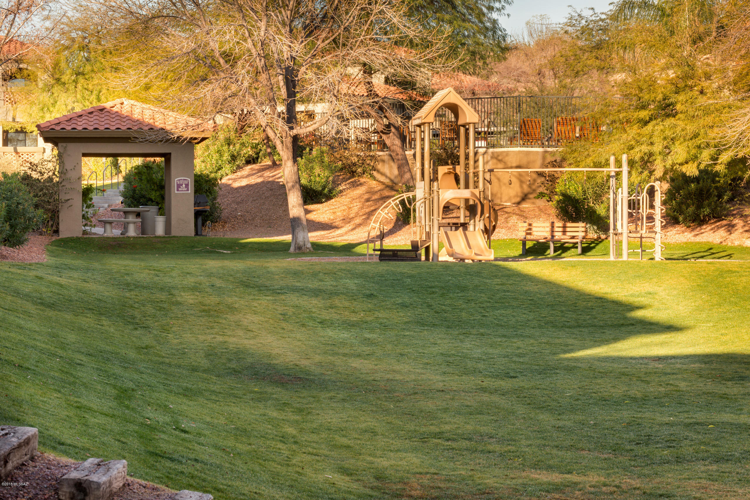 5751 N Kolb Road Unit: 5206