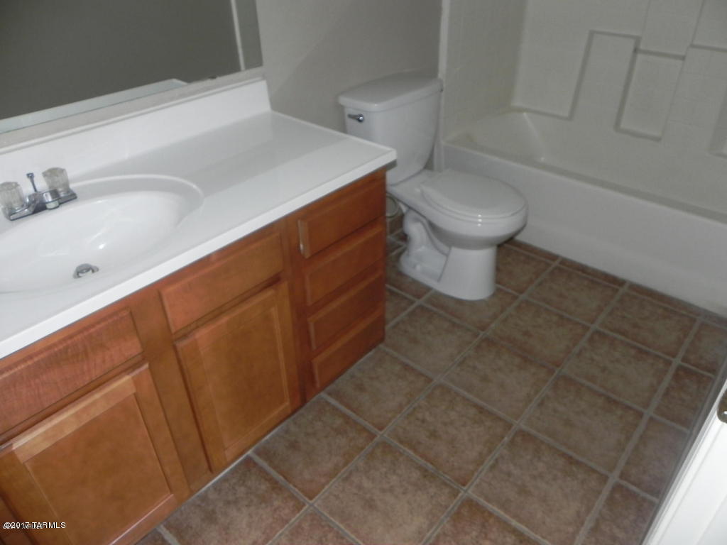 5751 N Kolb Road Unit: 11102