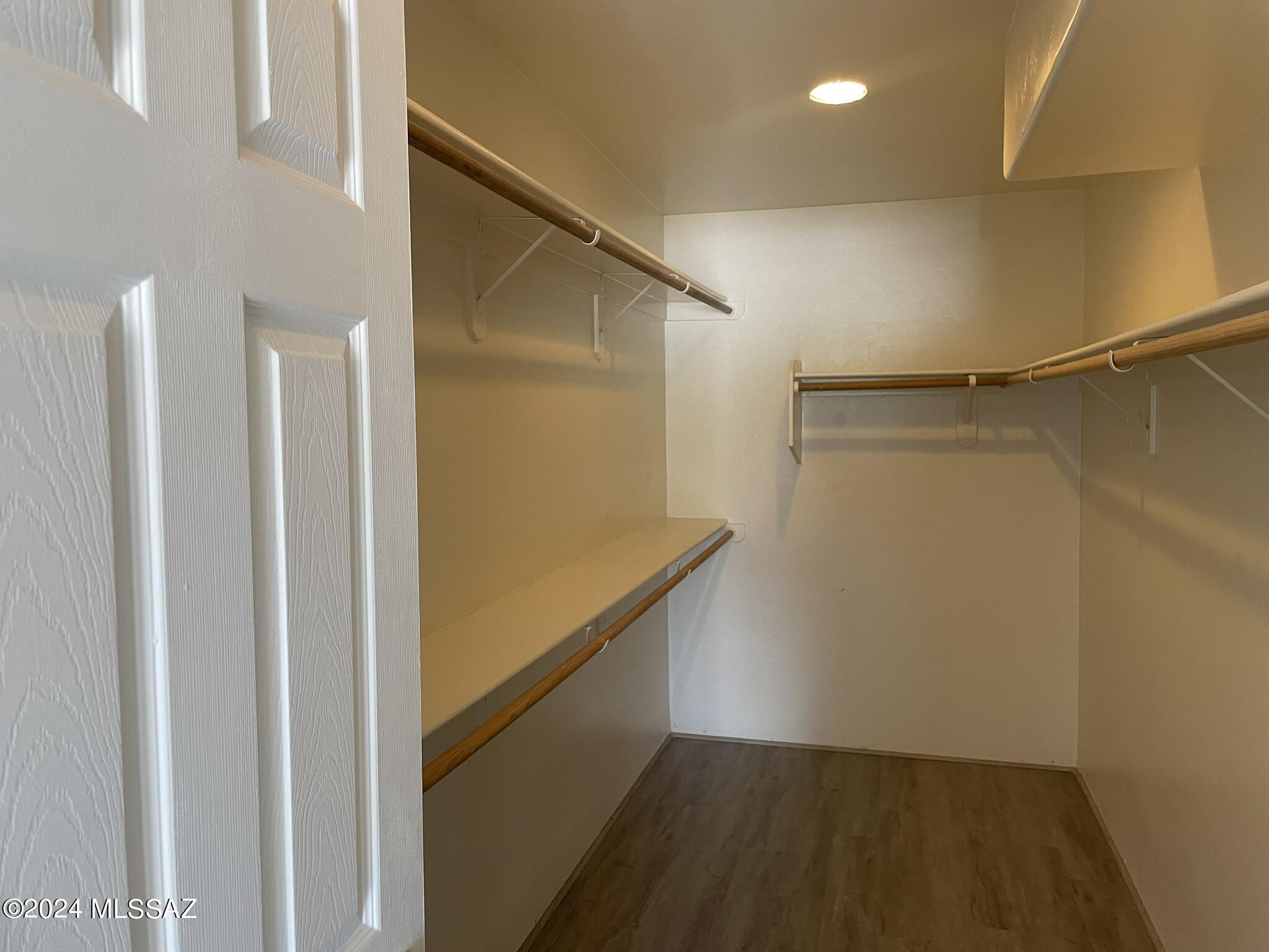 2944 N Cardell Circle