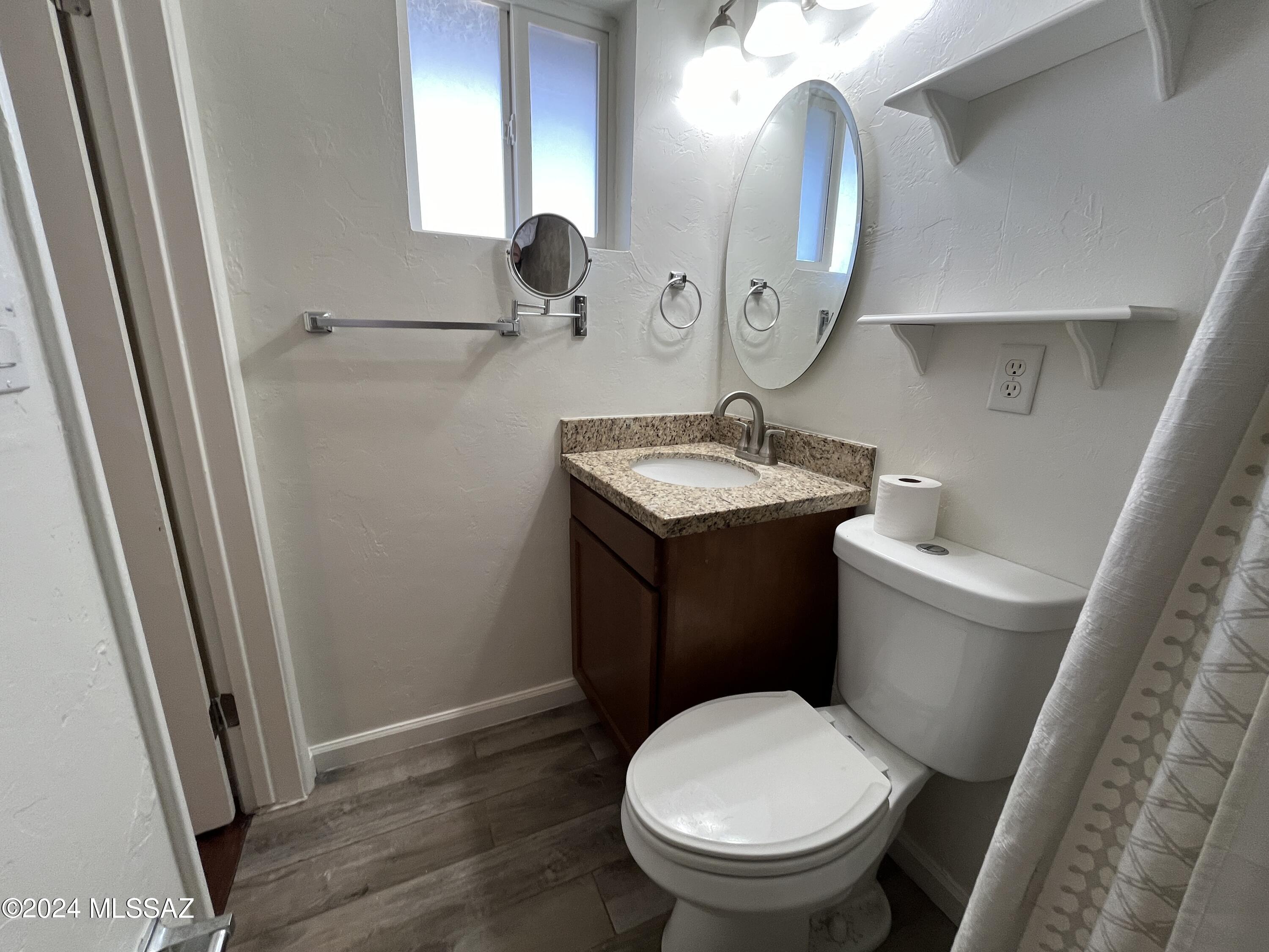 5501 E Spring Street