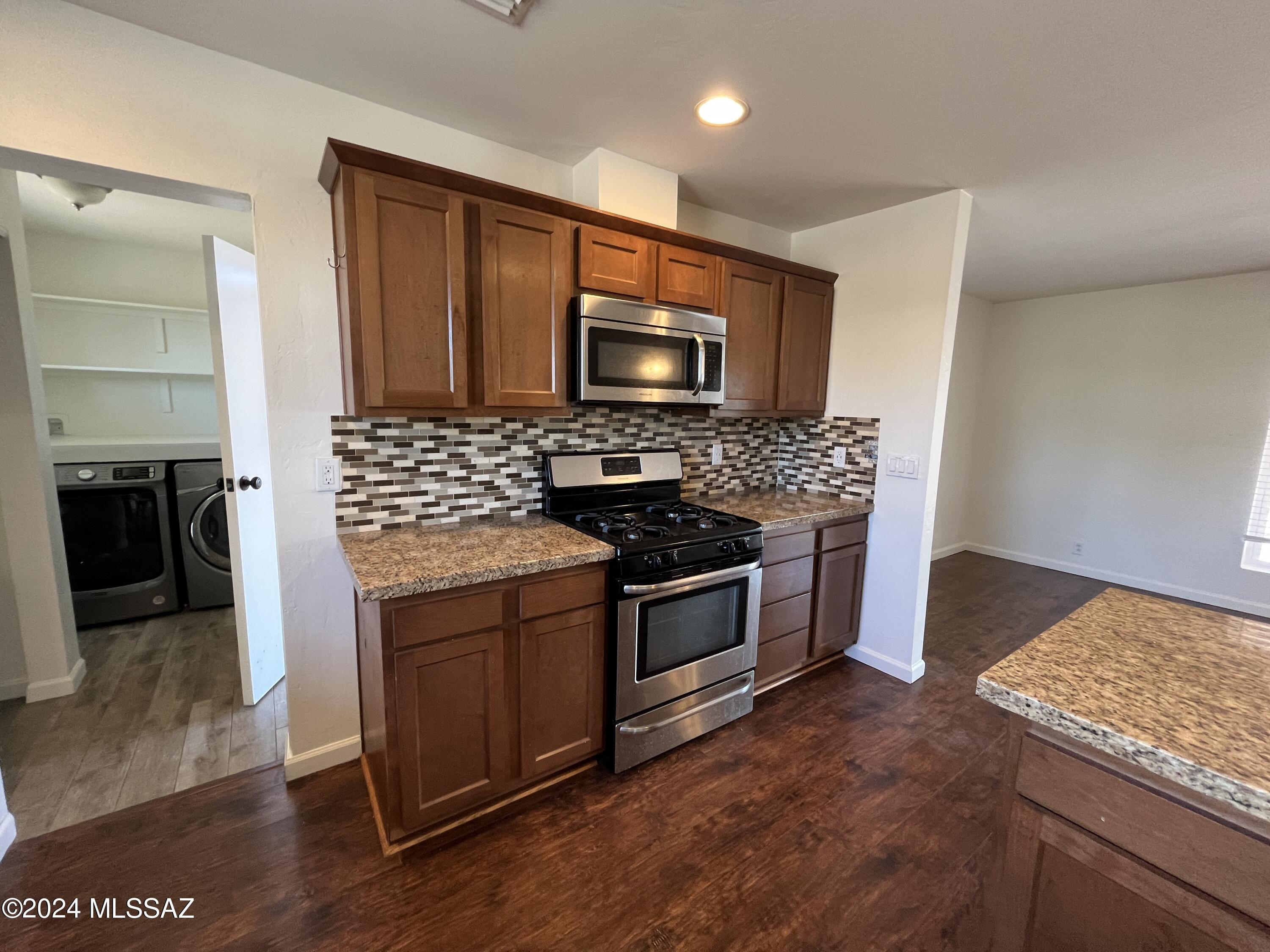 5501 E Spring Street