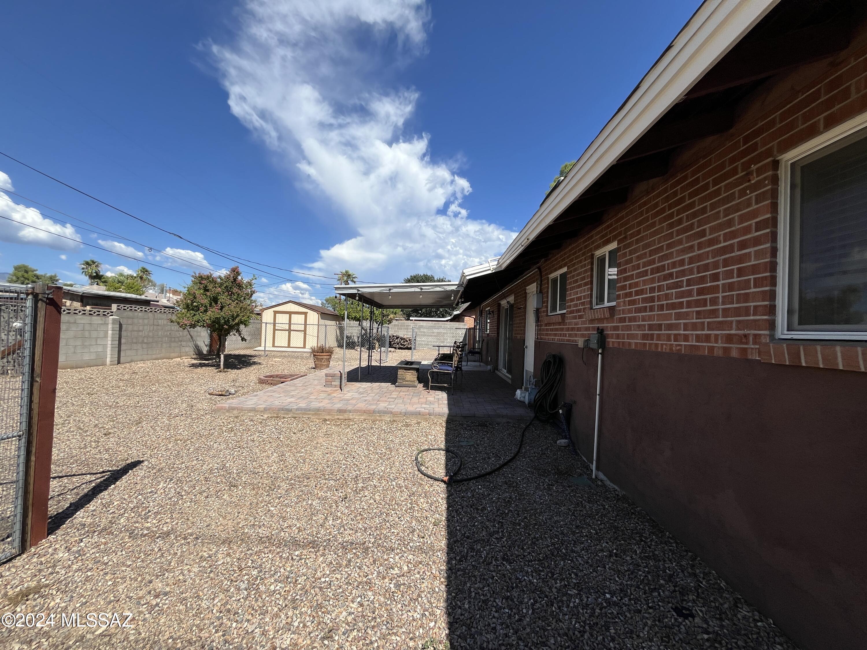 5501 E Spring Street