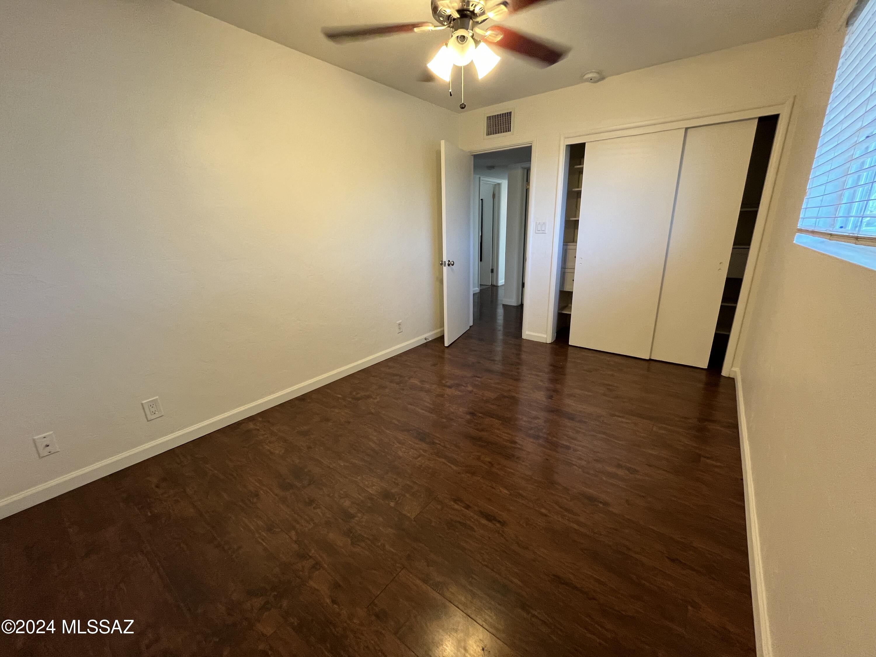 5501 E Spring Street