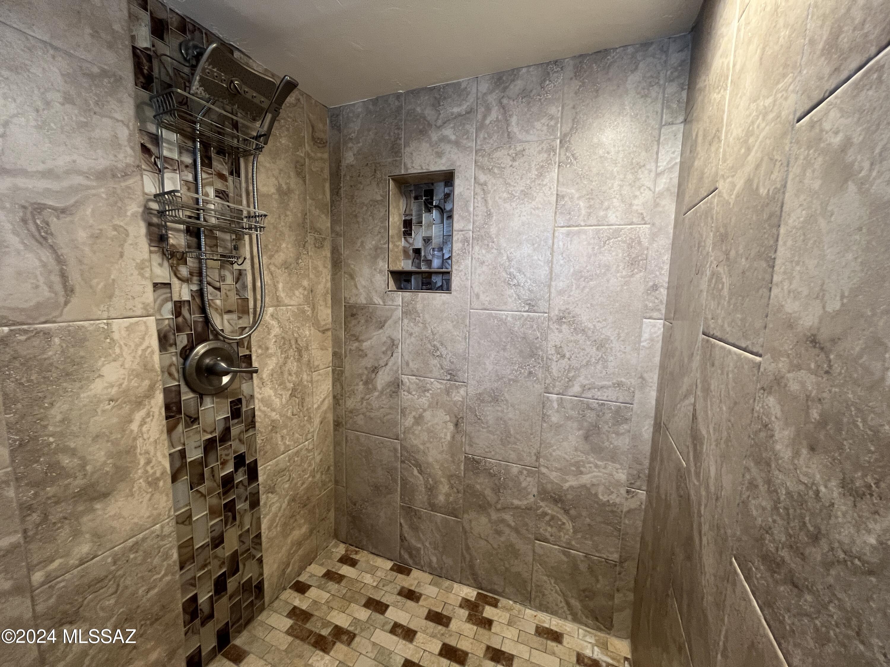 5501 E Spring Street