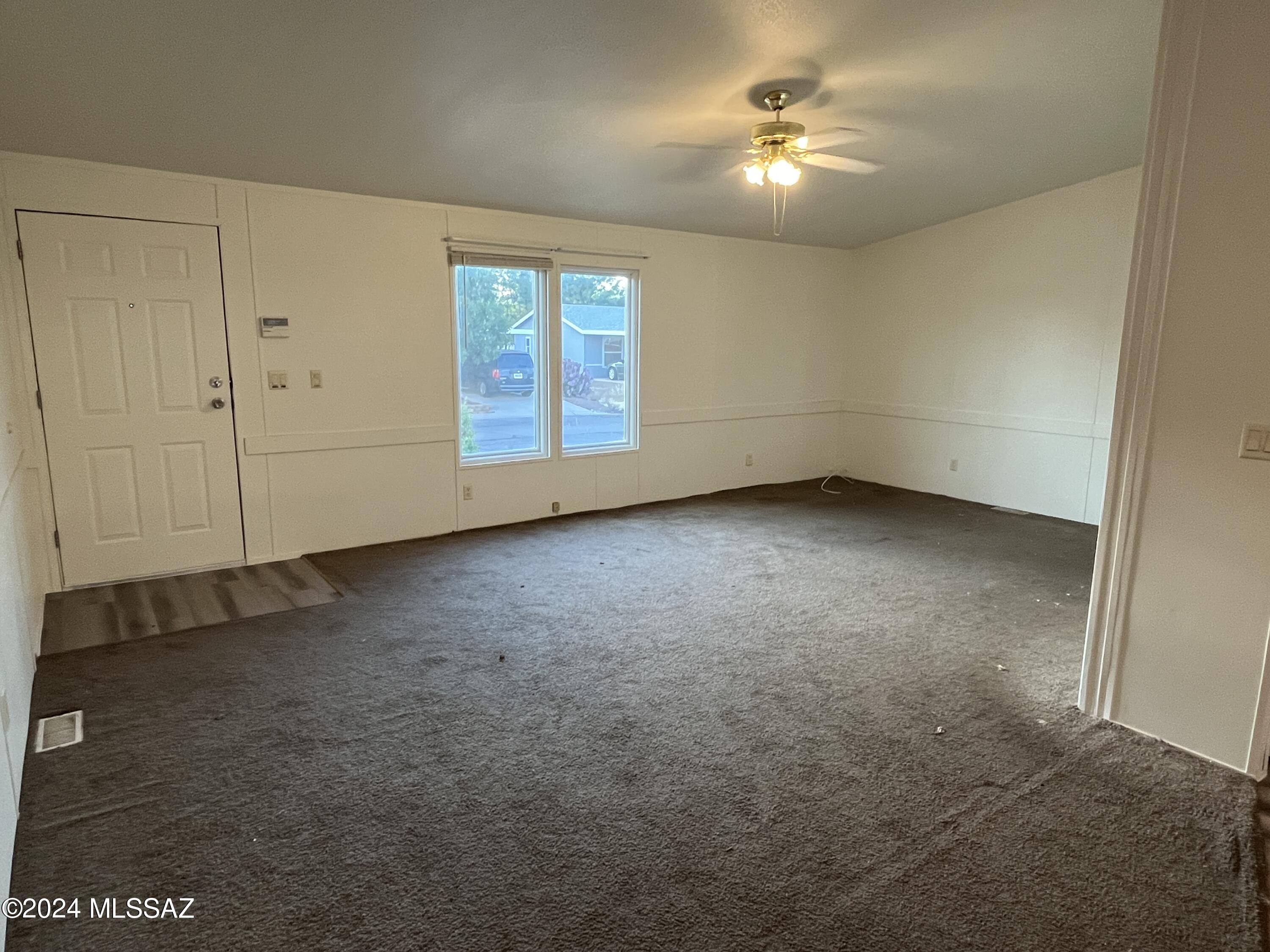 6358 E Raven Run Loop